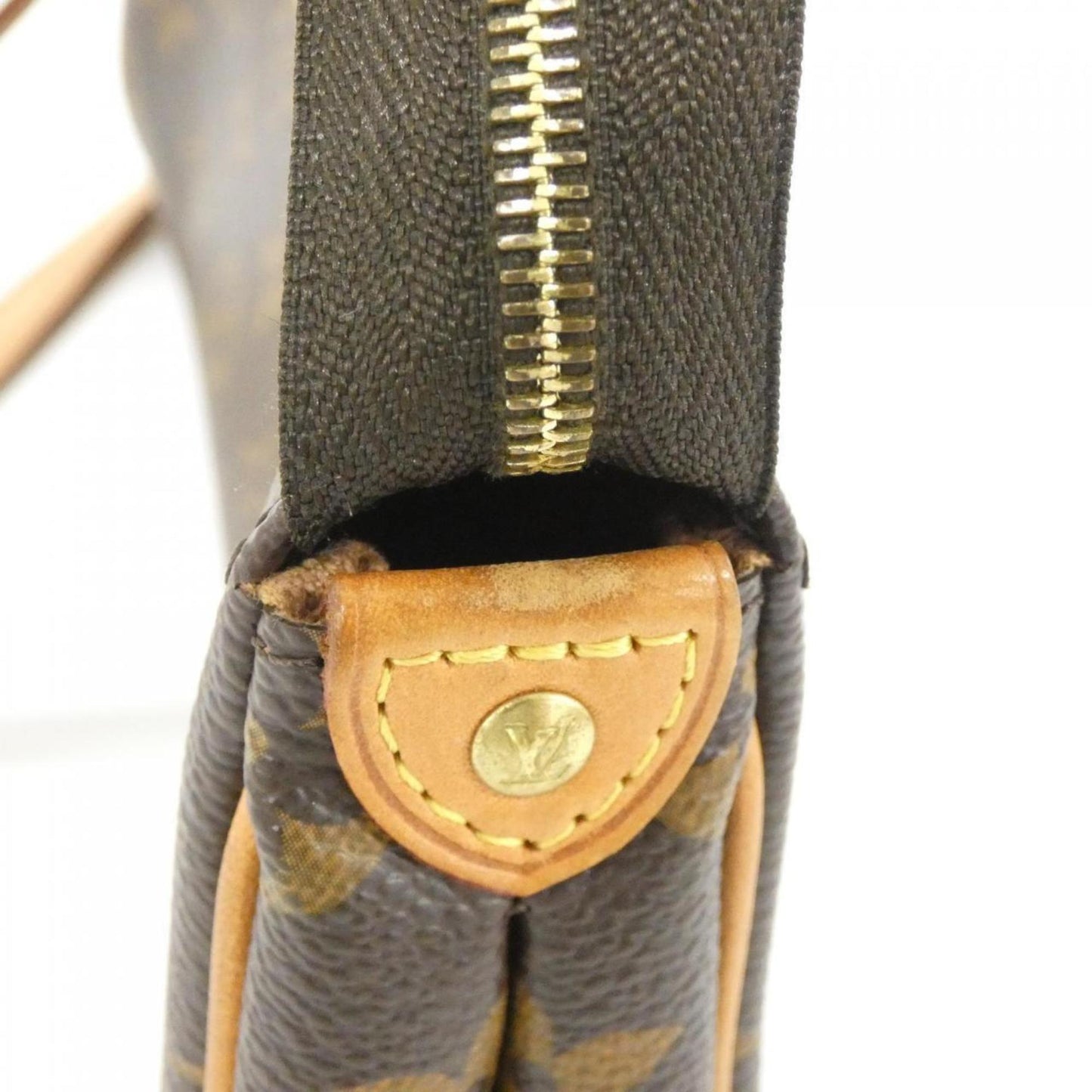 Louis Vuitton Coated Canvas Brown Shoulder Bags