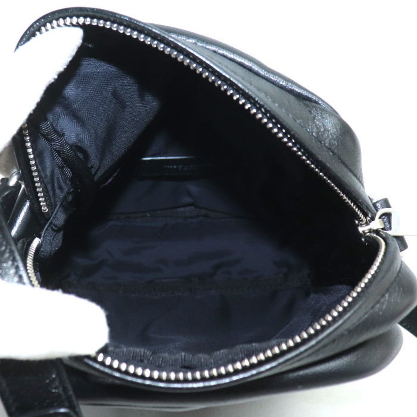 Saint Laurent Others Black Shoulder Bags