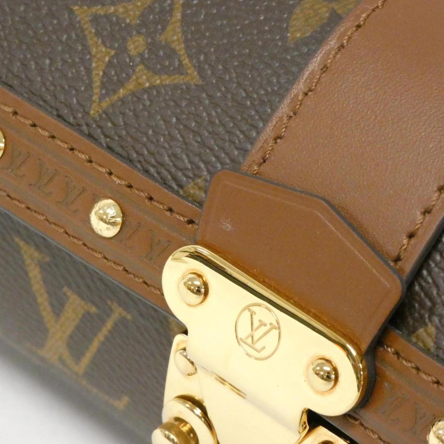 Louis Vuitton Coated Canvas Brown Shoulder Bags