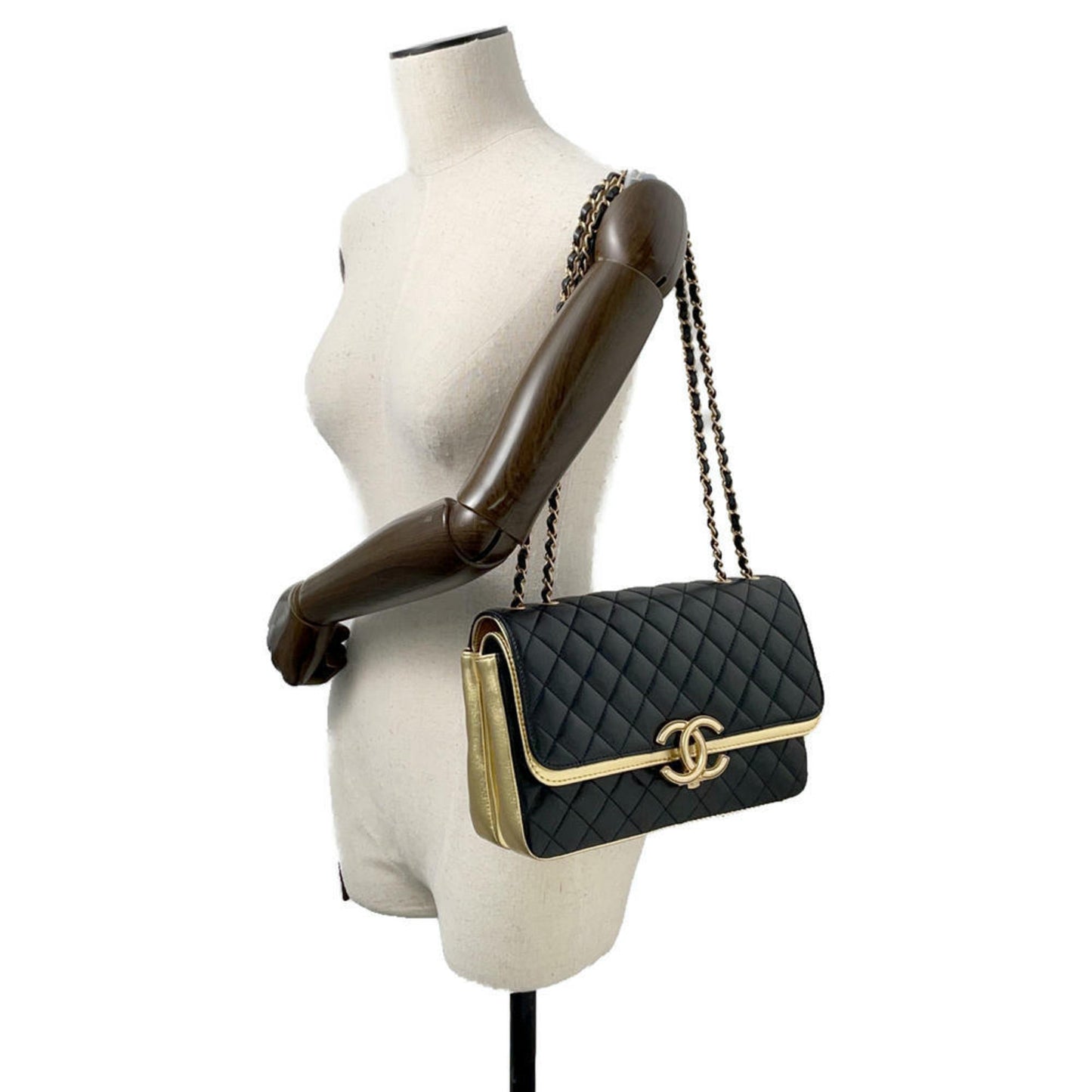Chanel Others Black Shoulder Bags