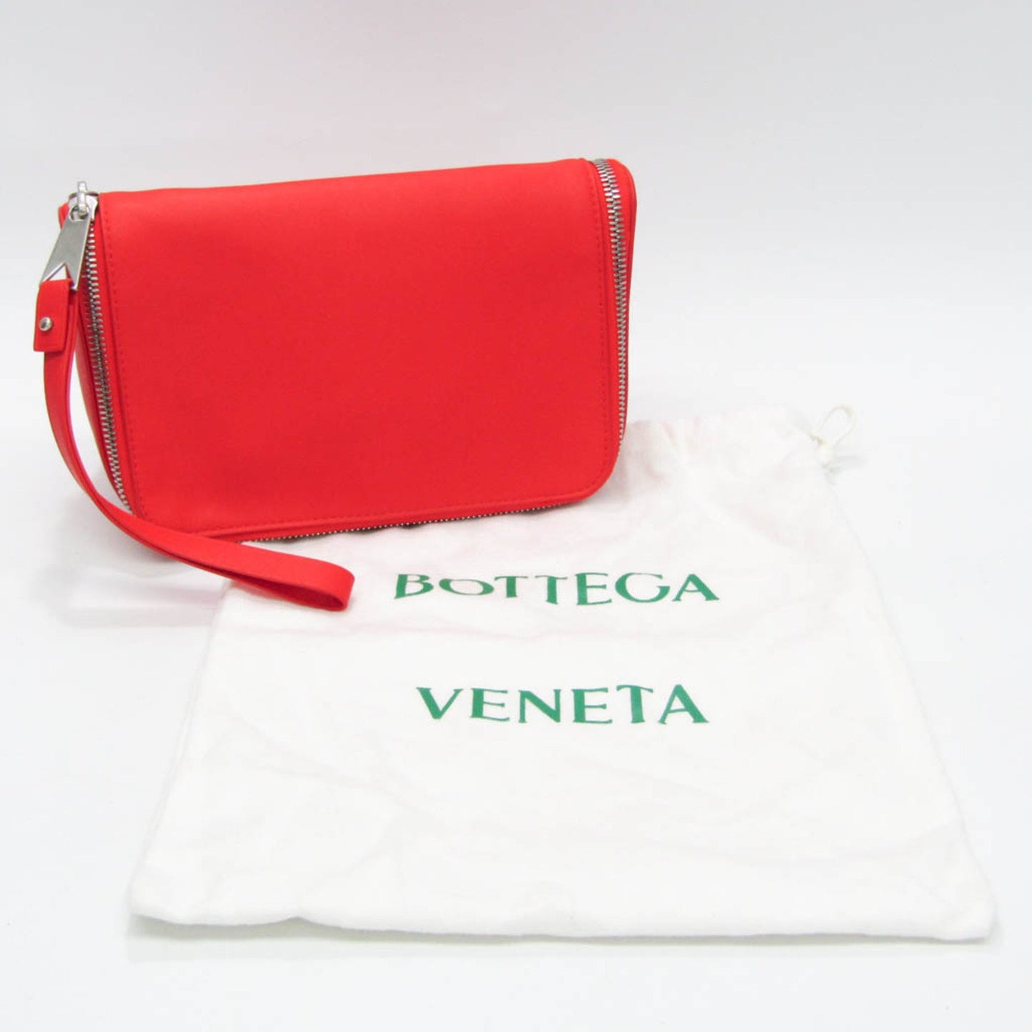 Bottega Veneta Others Red Clutch Bags