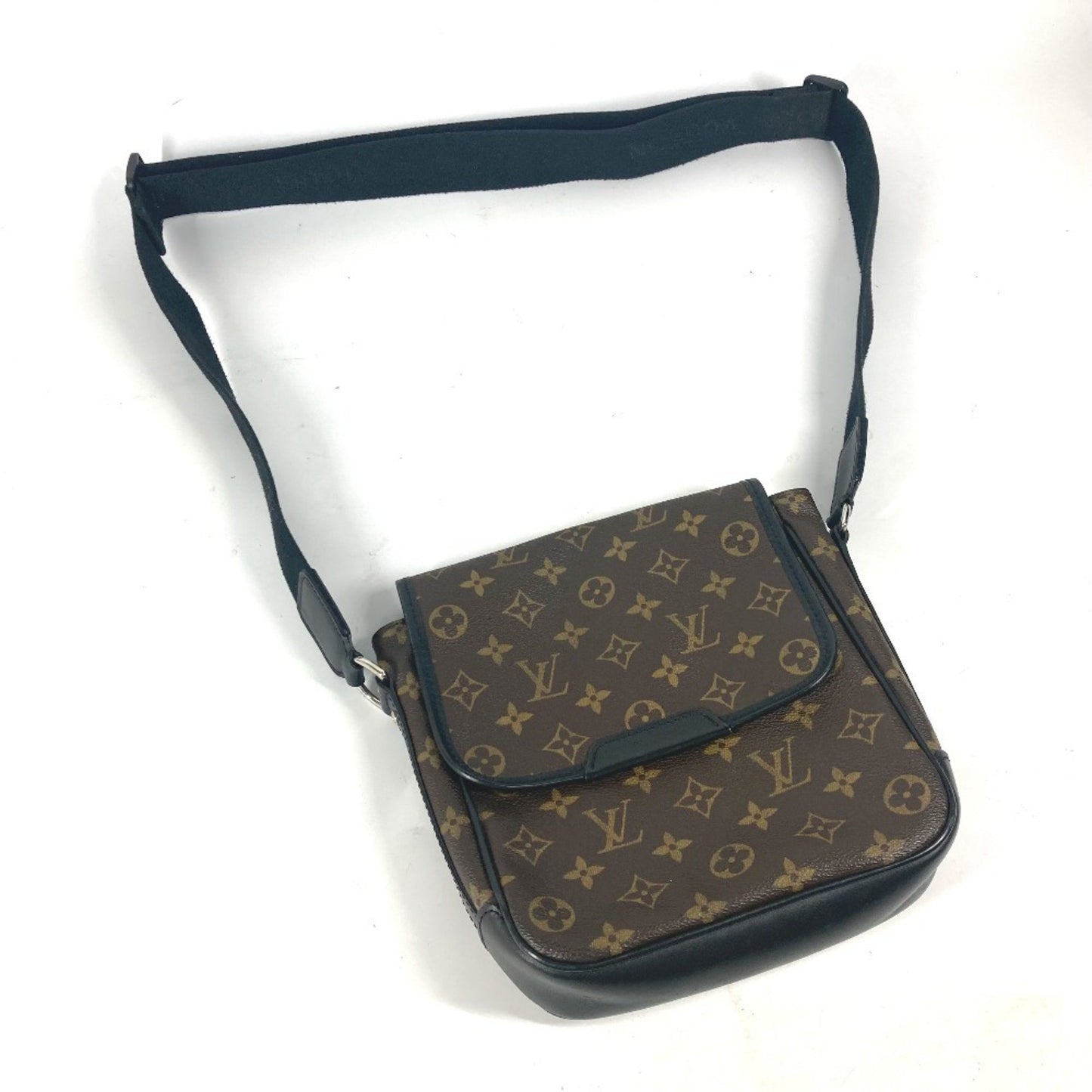 Louis Vuitton Canvas Black Shoulder Bags