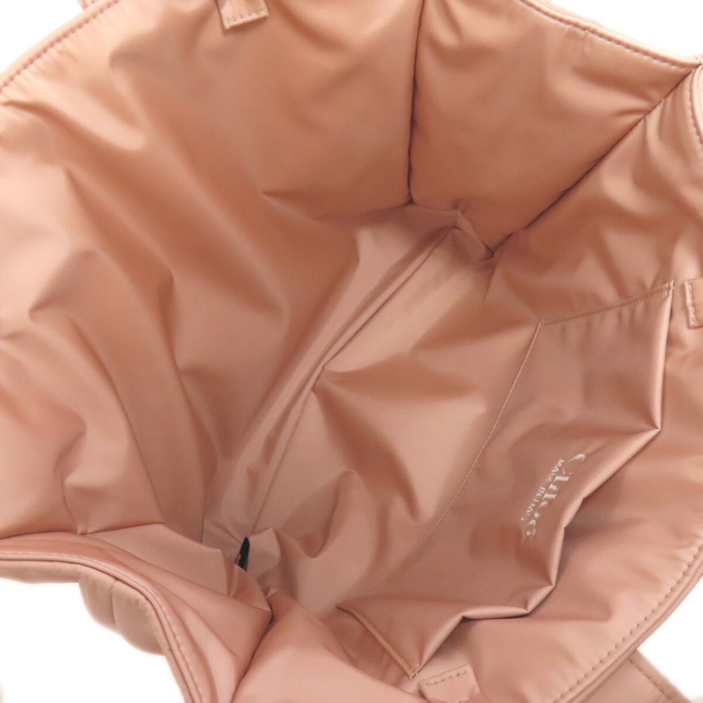 Chloé Nylon Pink Tote Bags