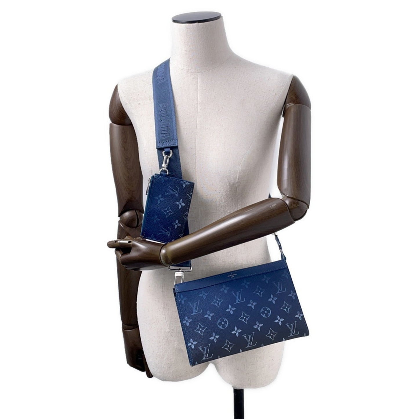 Louis Vuitton Others Blue Shoulder Bags