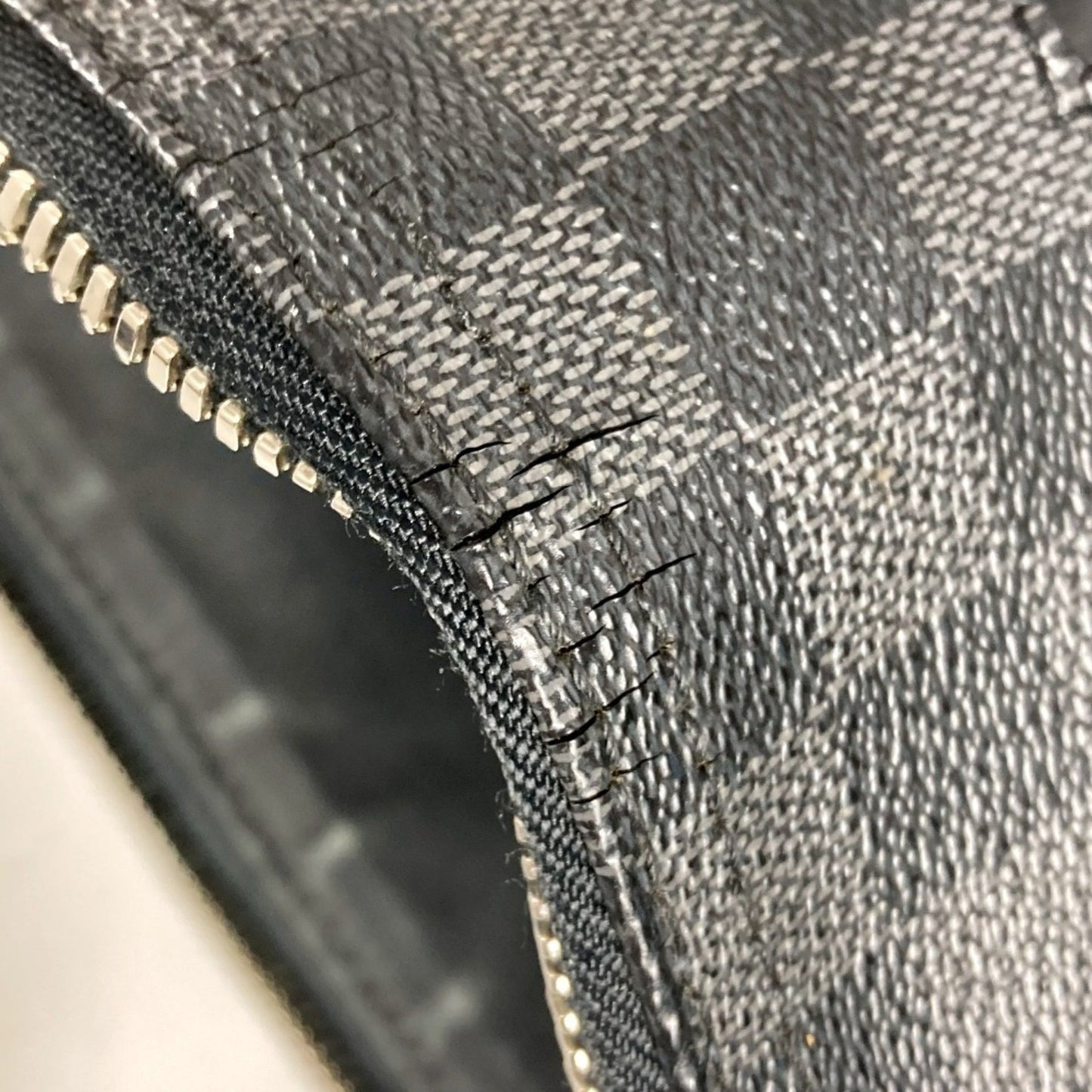 Louis Vuitton Monogram Canvas Black Shoulder Bags