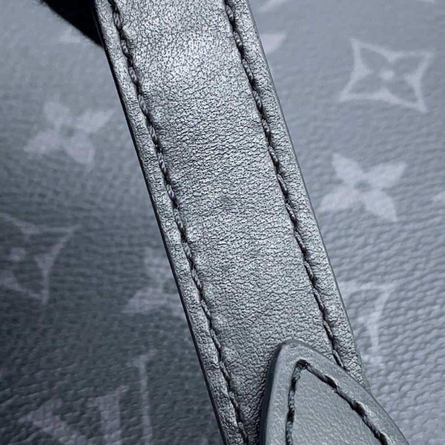Louis Vuitton Monogram Canvas Black Shoulder Bags