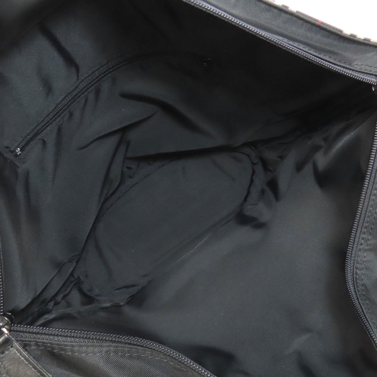 Burberry Nylon Black Tote Bags