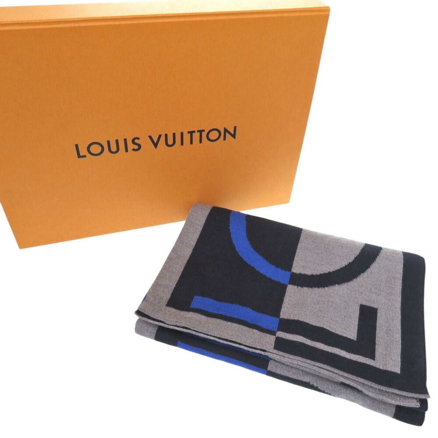 Louis Vuitton Wool Gray Scarves