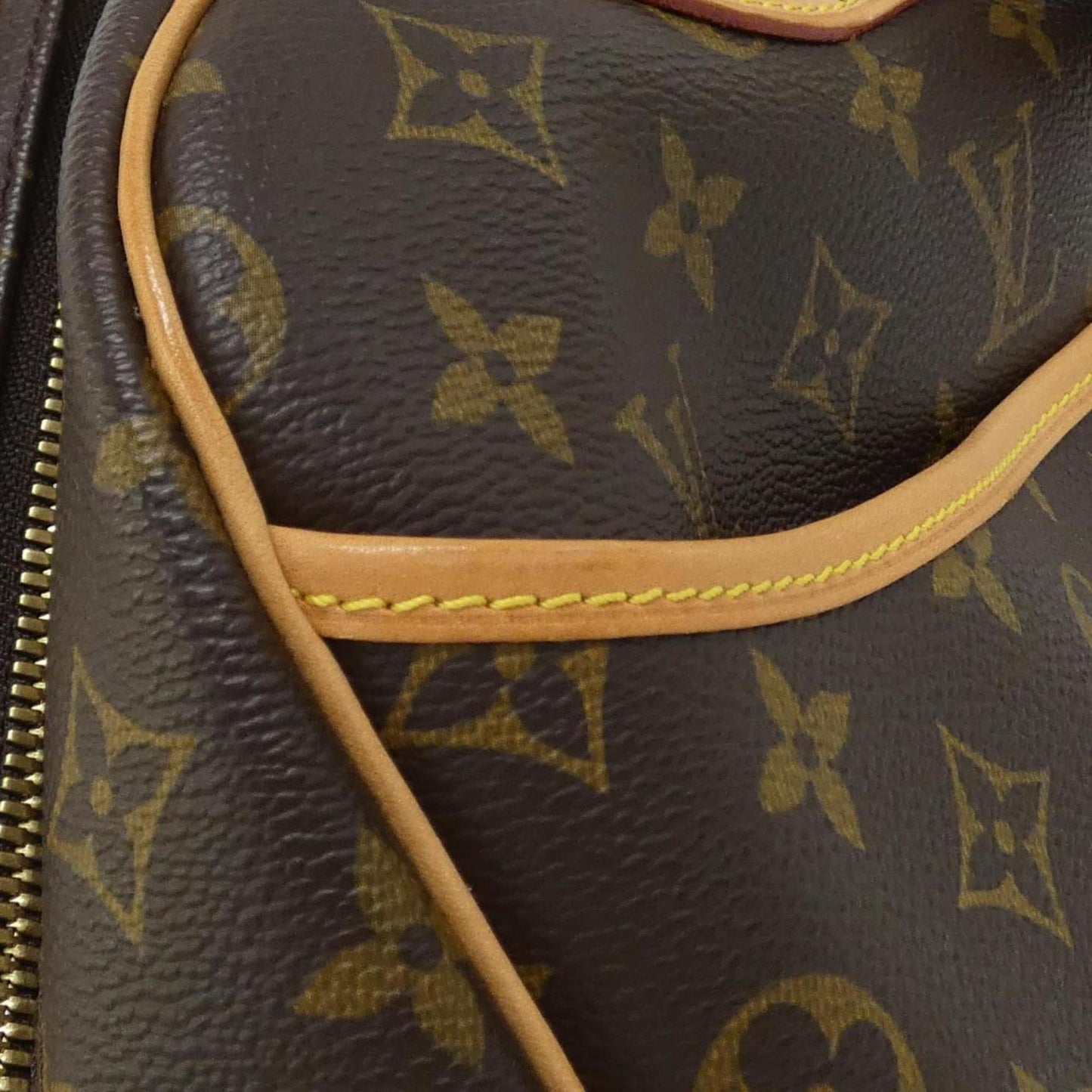 Louis Vuitton Coated Canvas Brown Handbags