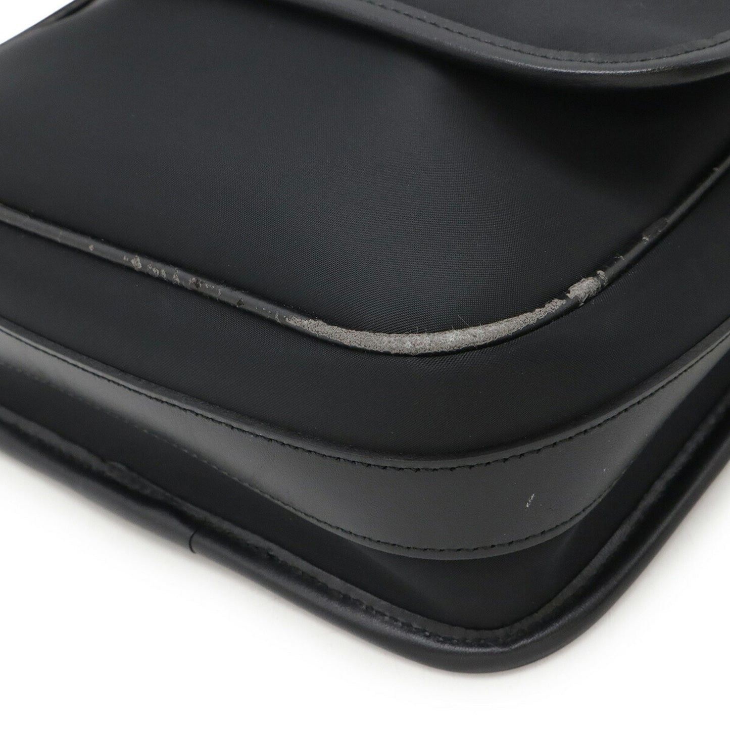 Burberry Nylon Black Shoulder Bags