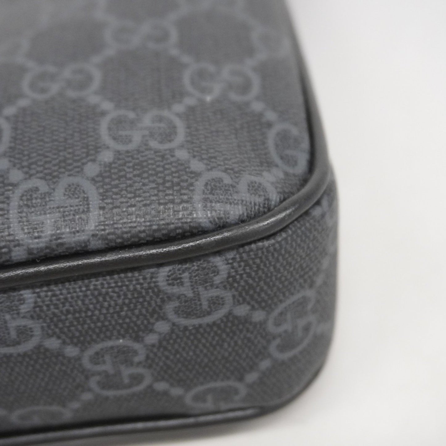 Gucci Pvc Black Shoulder Bags