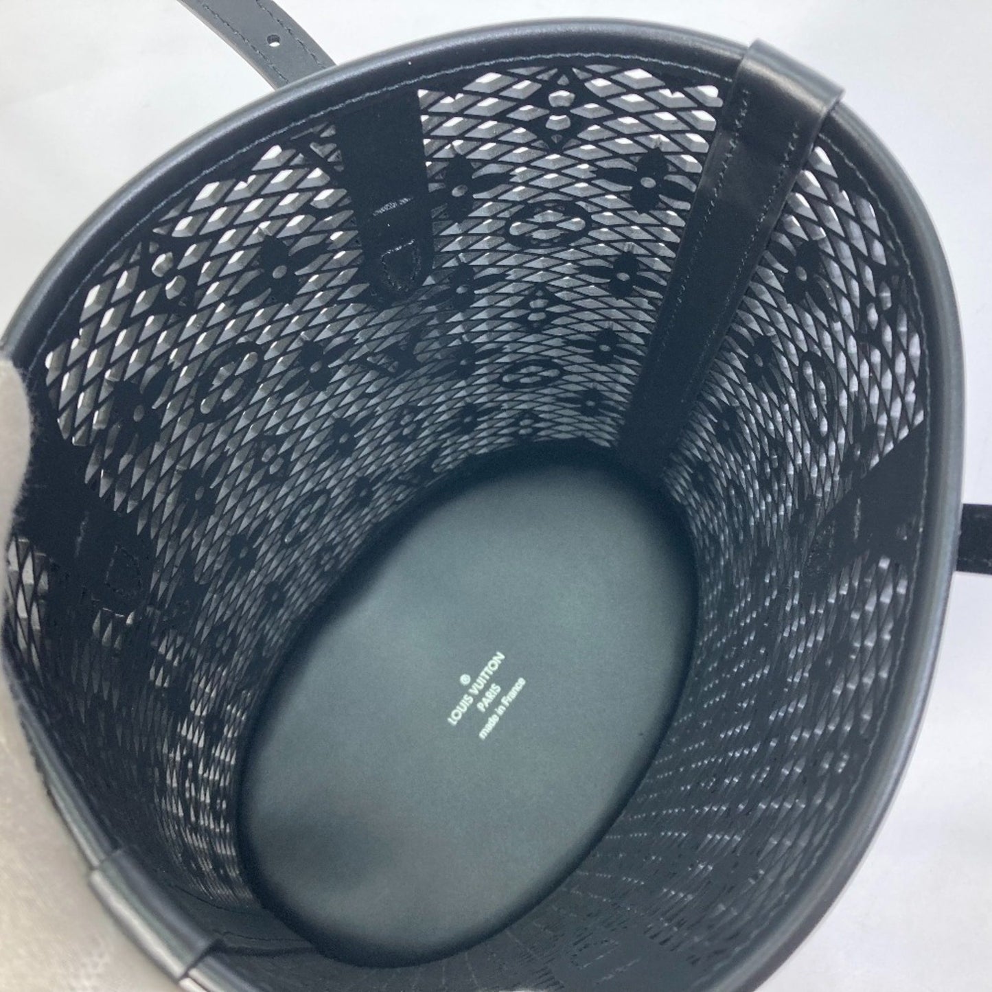 Louis Vuitton Monogram Canvas Black Shoulder Bags