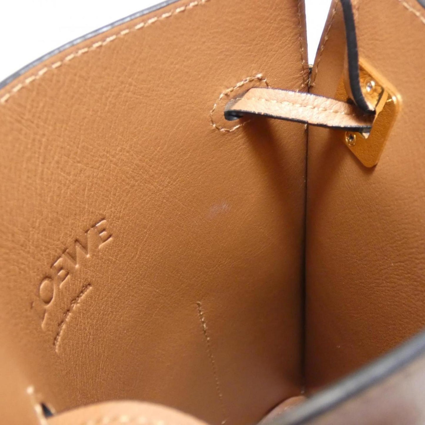 Loewe Others Brown Shoulder Bags