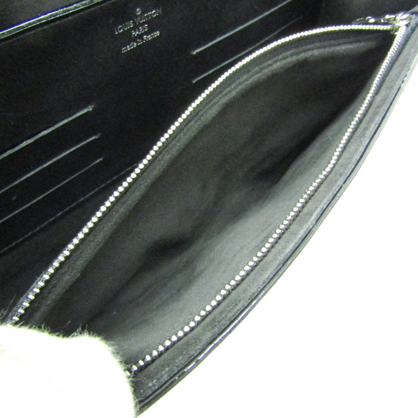 Louis Vuitton Patent Black Shoulder Bags