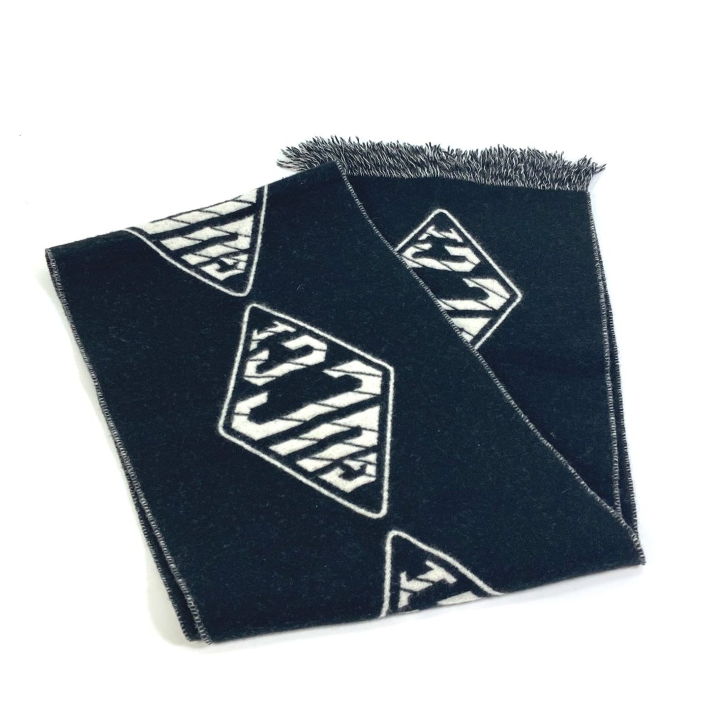 Gucci Wool Black Scarves