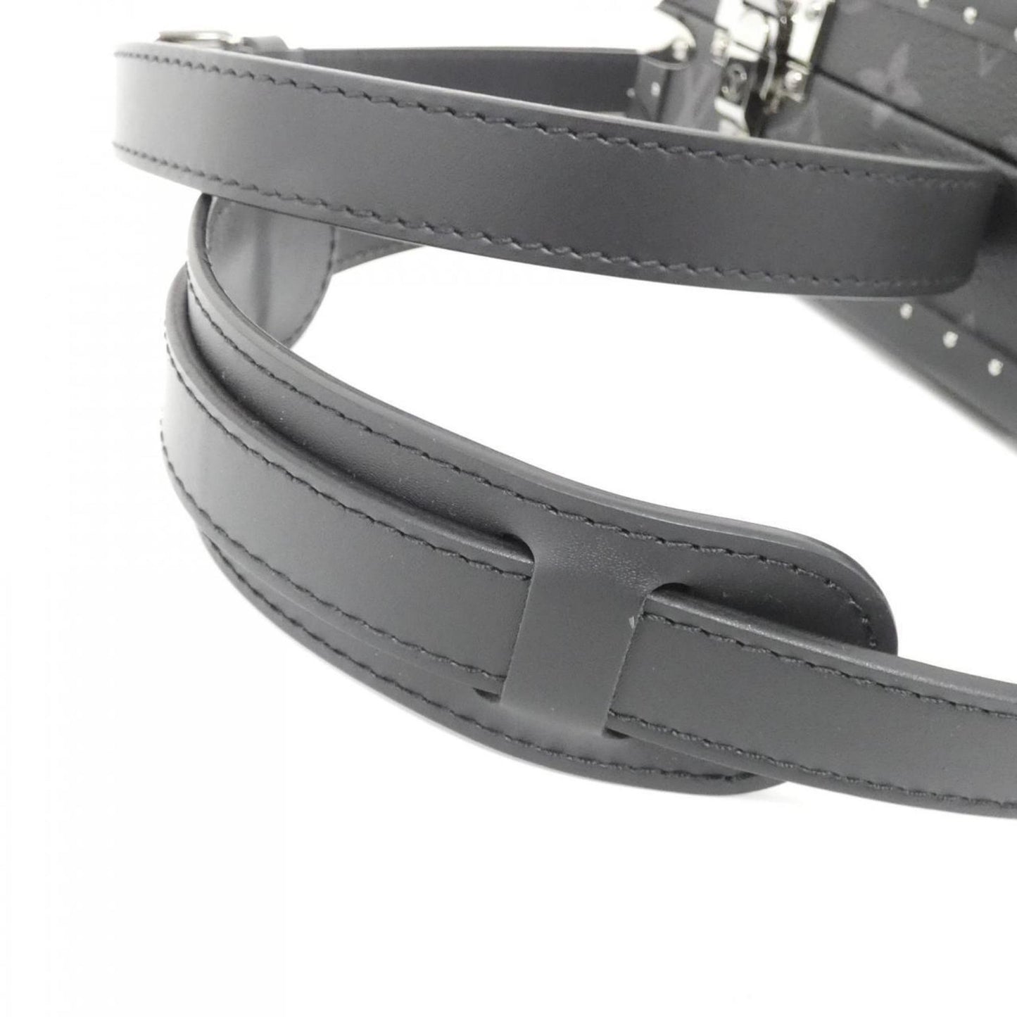 Louis Vuitton Coated Canvas Black Shoulder Bags