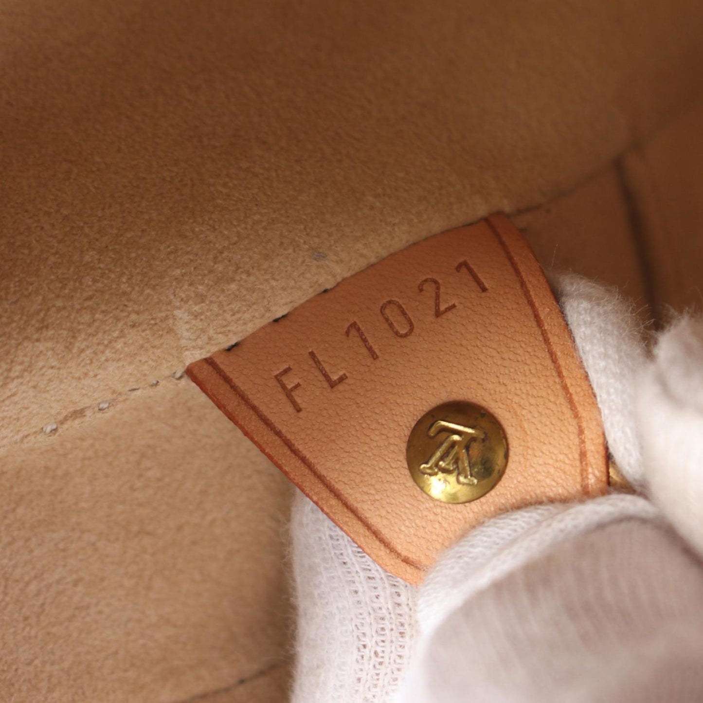 Louis Vuitton Monogram Canvas Brown Shoulder Bags