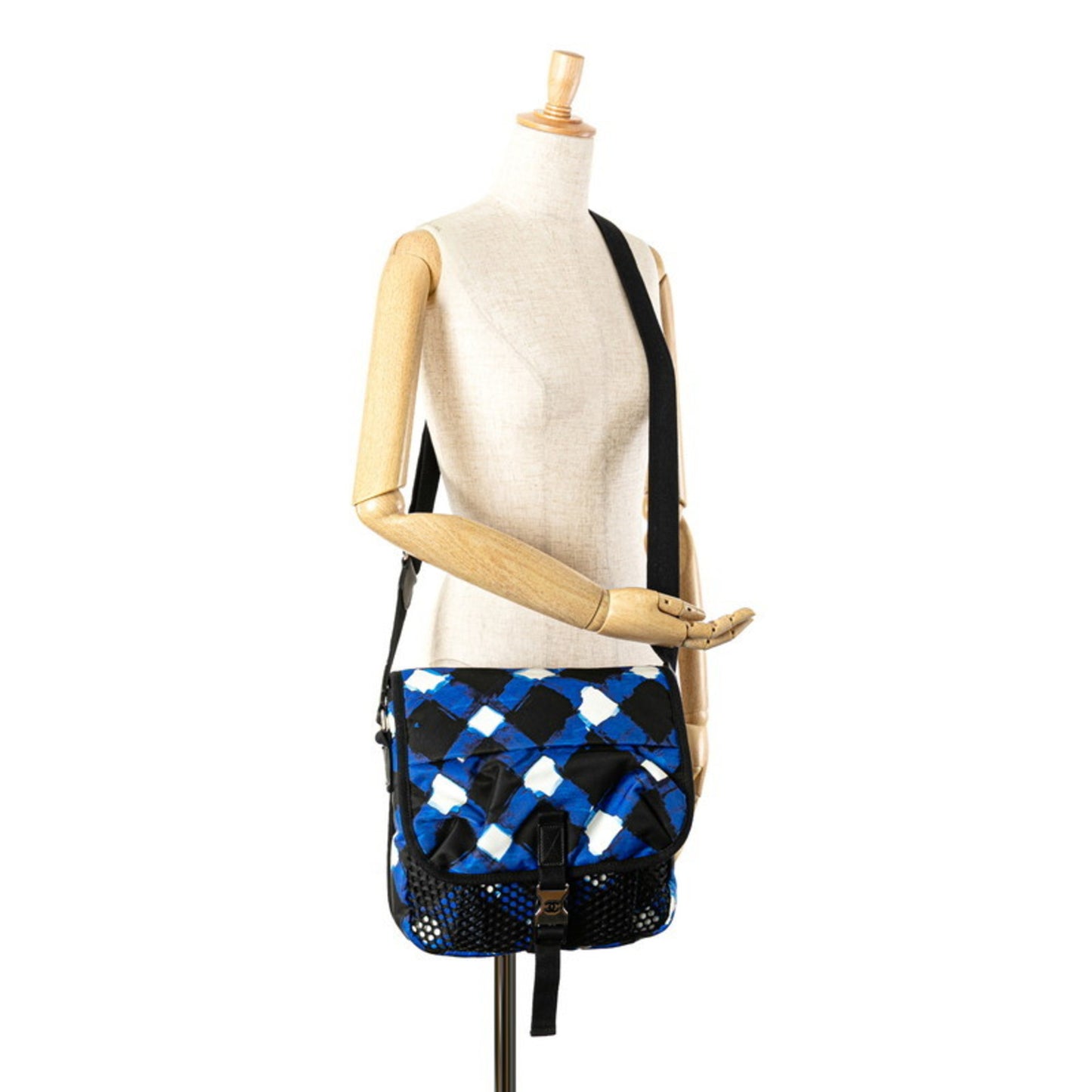 Chanel Nylon Blue Shoulder Bags