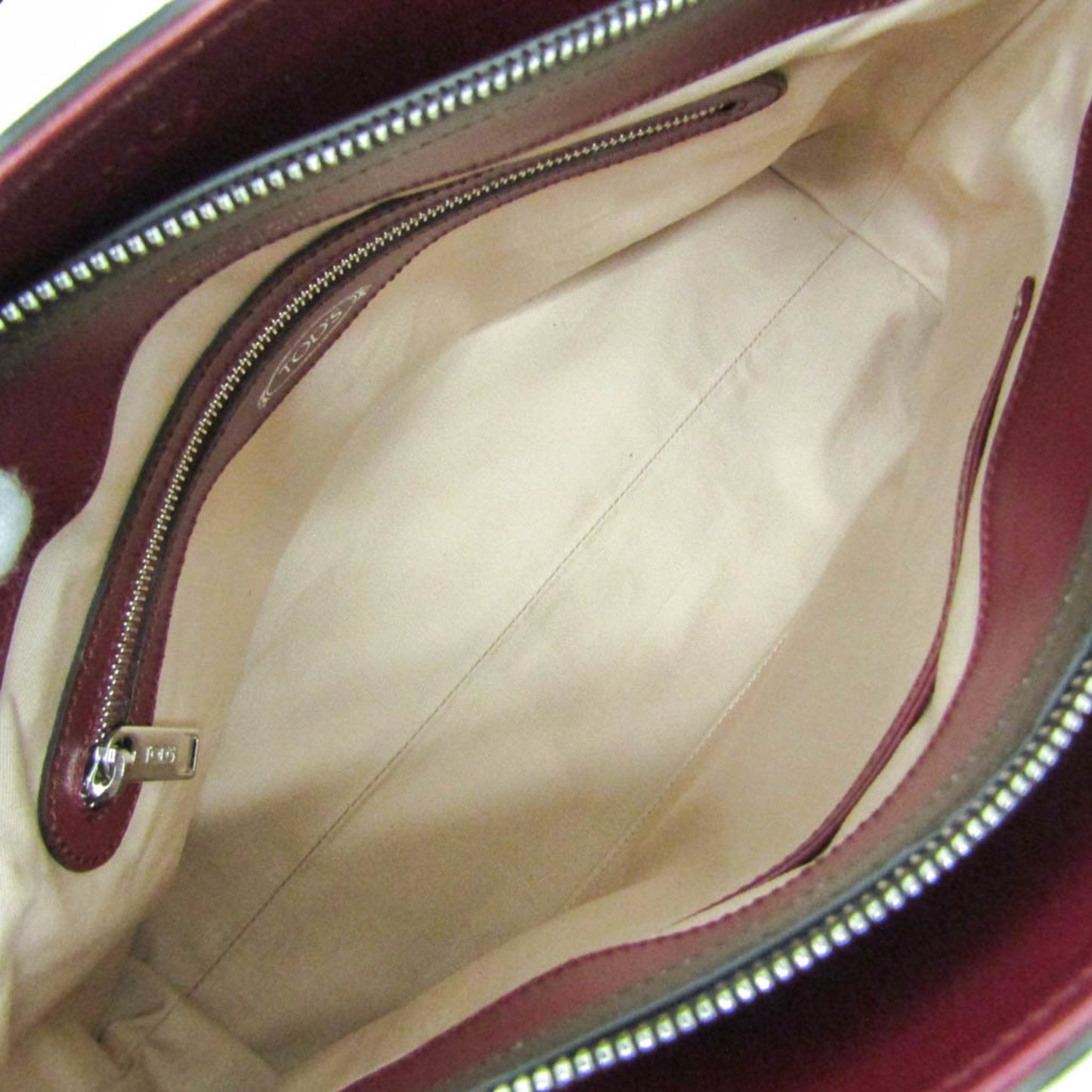 Tod's Others Red Handbags