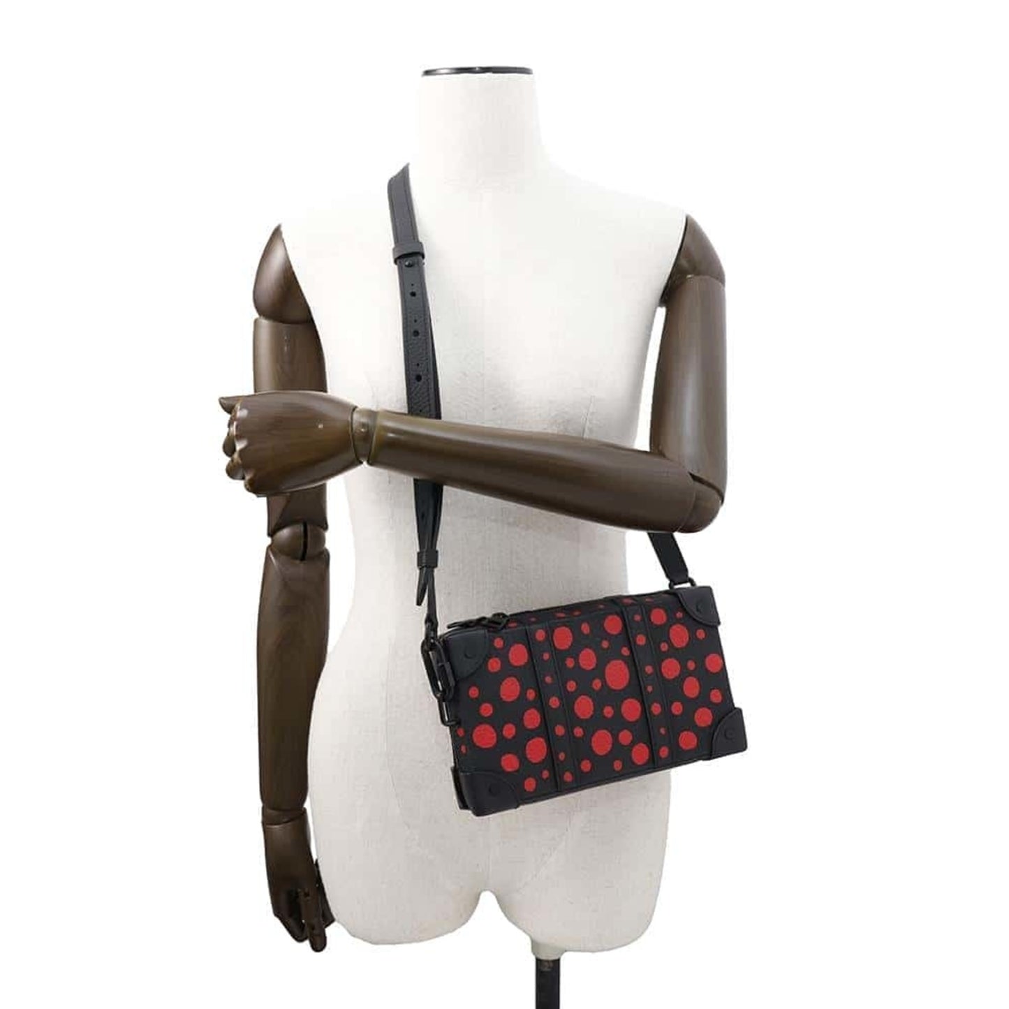 Louis Vuitton Monogram Canvas Black Shoulder Bags