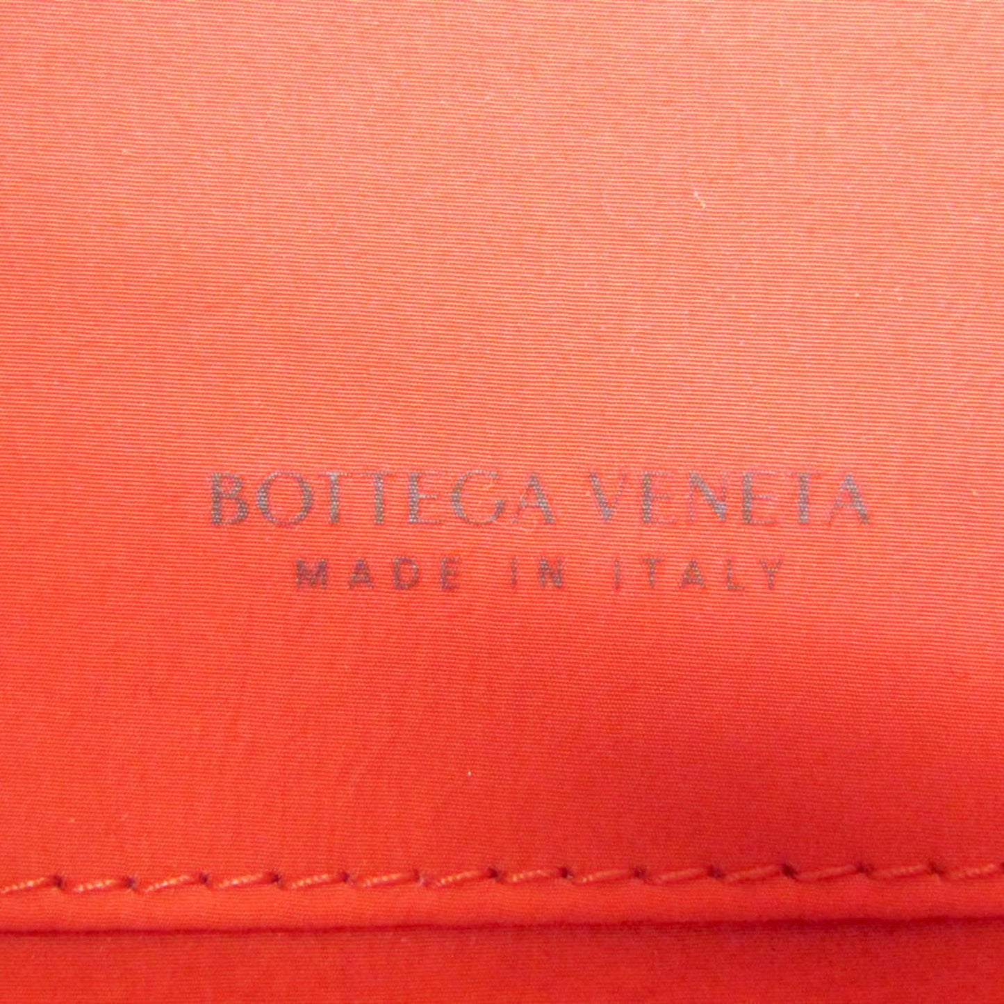 Bottega Veneta Others Red Clutch Bags