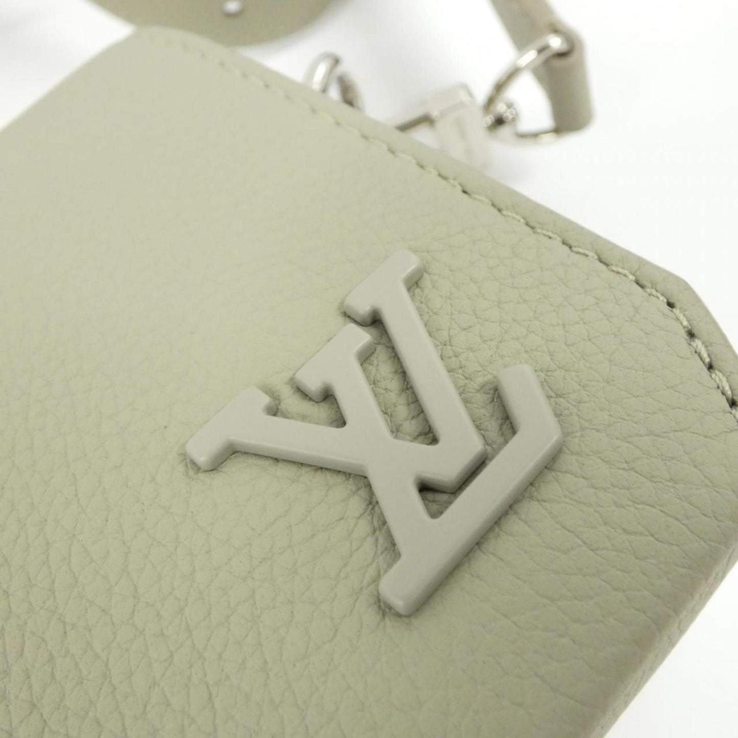 Louis Vuitton Others Gray Shoulder Bags