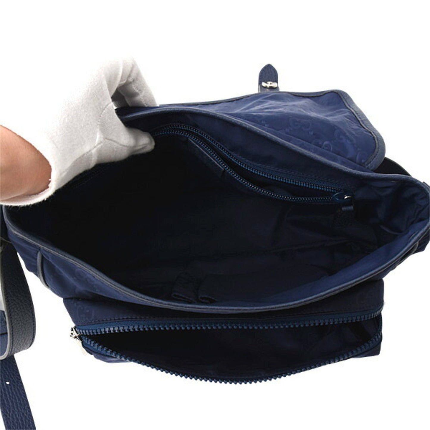 Gucci Nylon Blue Shoulder Bags