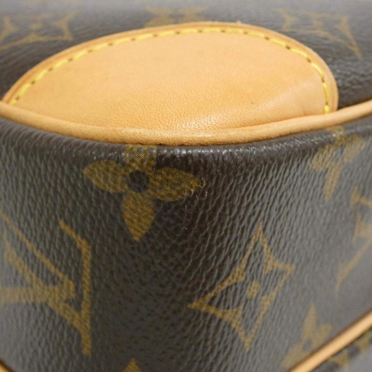 Louis Vuitton Coated Canvas Brown Shoulder Bags