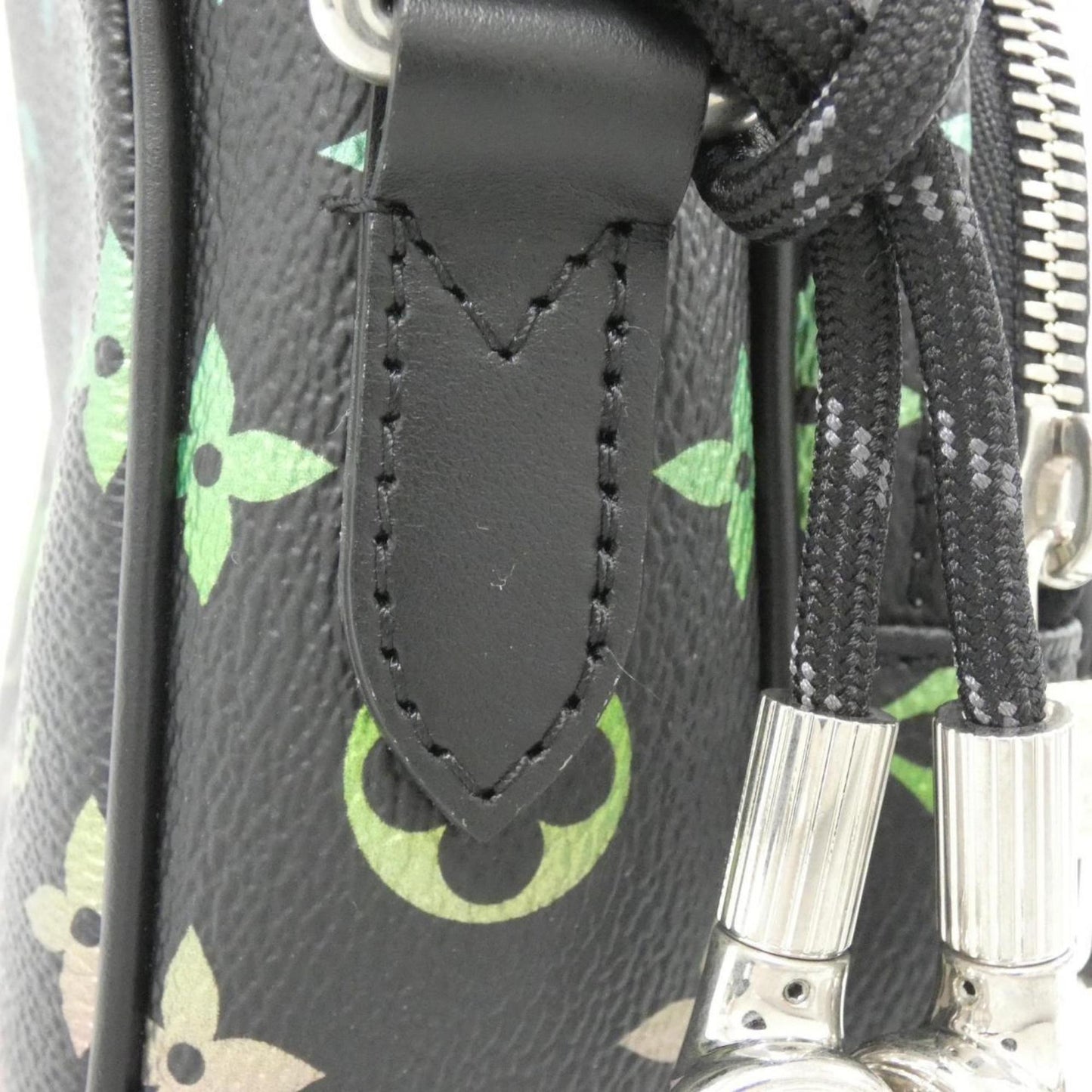 Louis Vuitton Coated Canvas Black Shoulder Bags