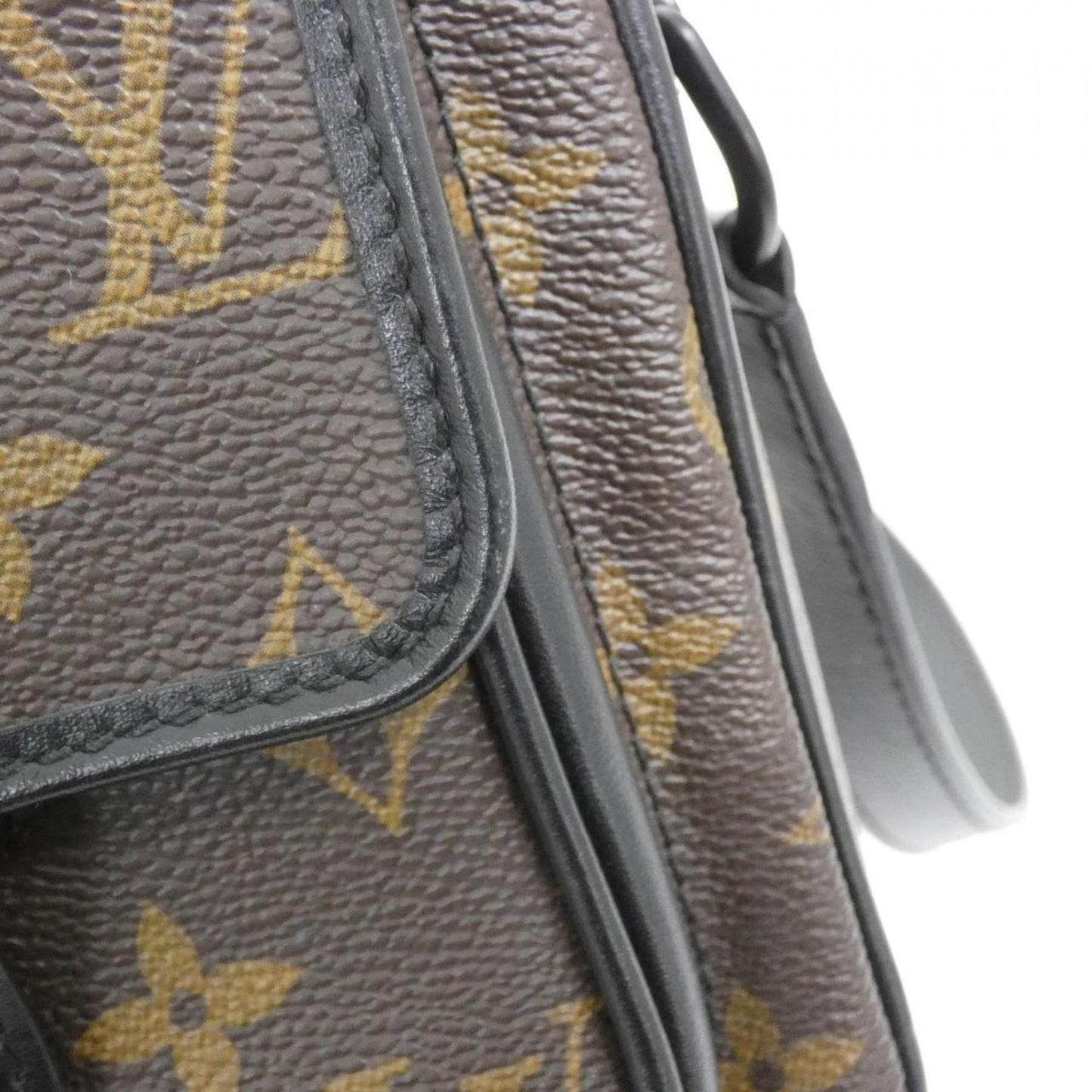Louis Vuitton Coated Canvas Brown Shoulder Bags