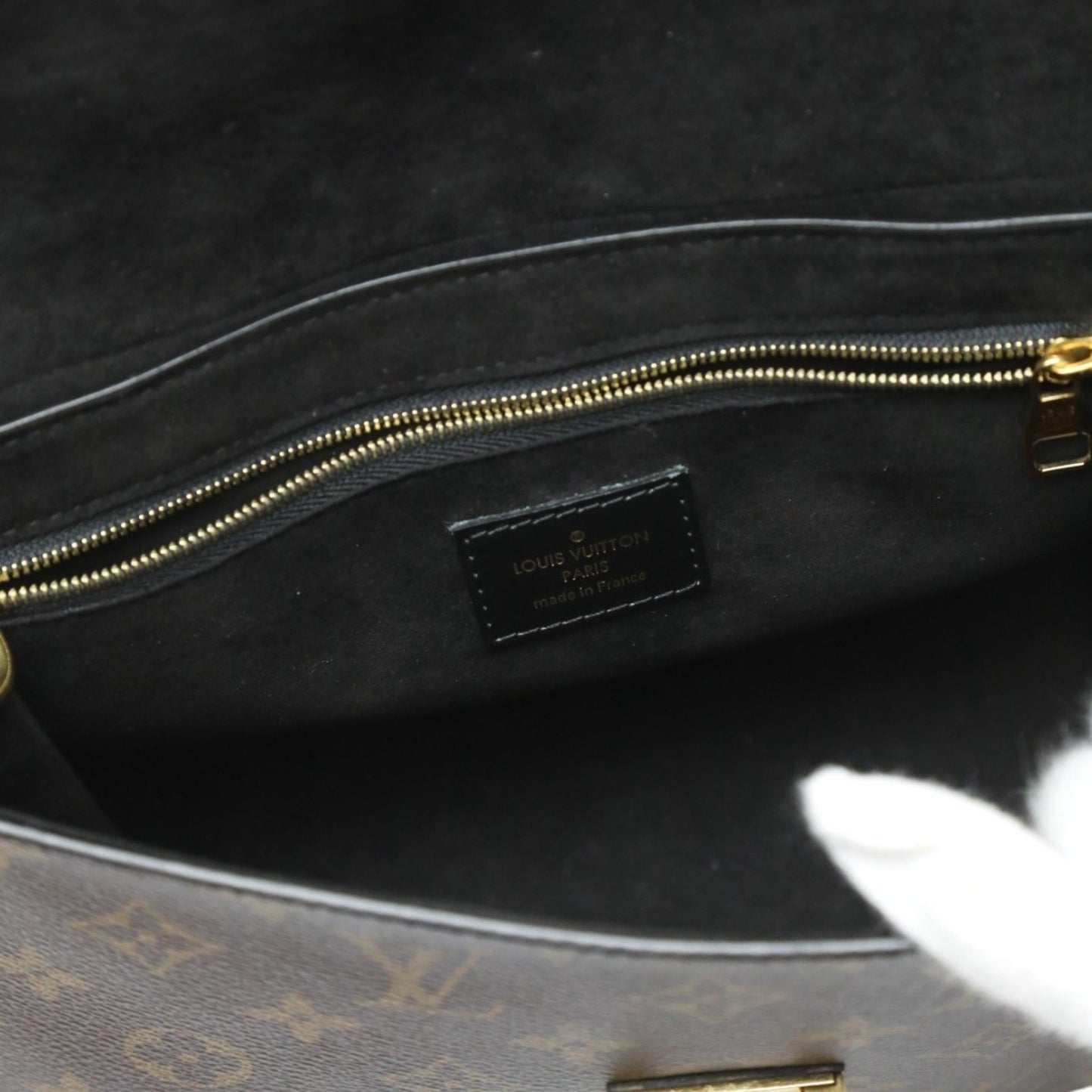 Louis Vuitton Monogram Canvas Brown Shoulder Bags
