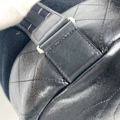Chanel Wool Black Shoulder Bags