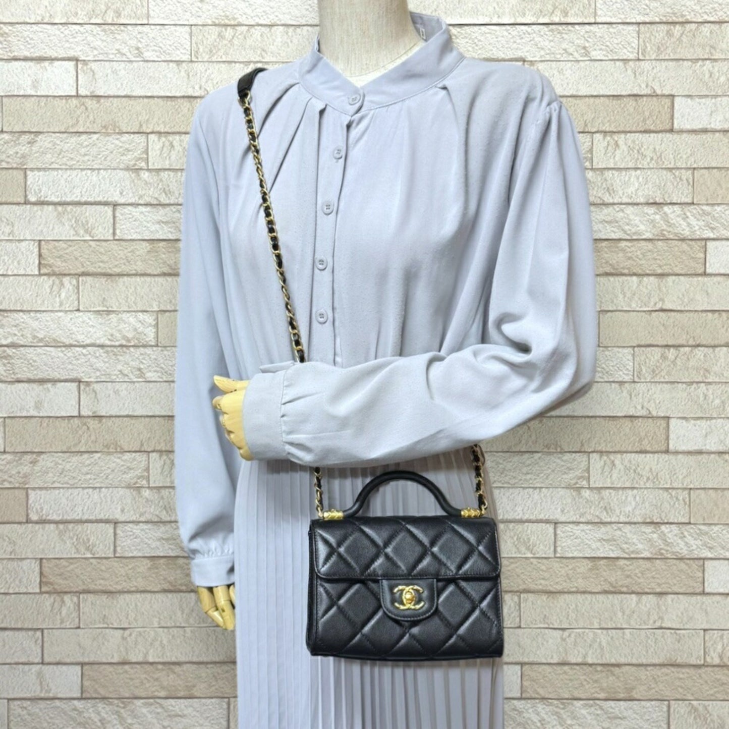 Chanel Calfskin Black Shoulder Bags