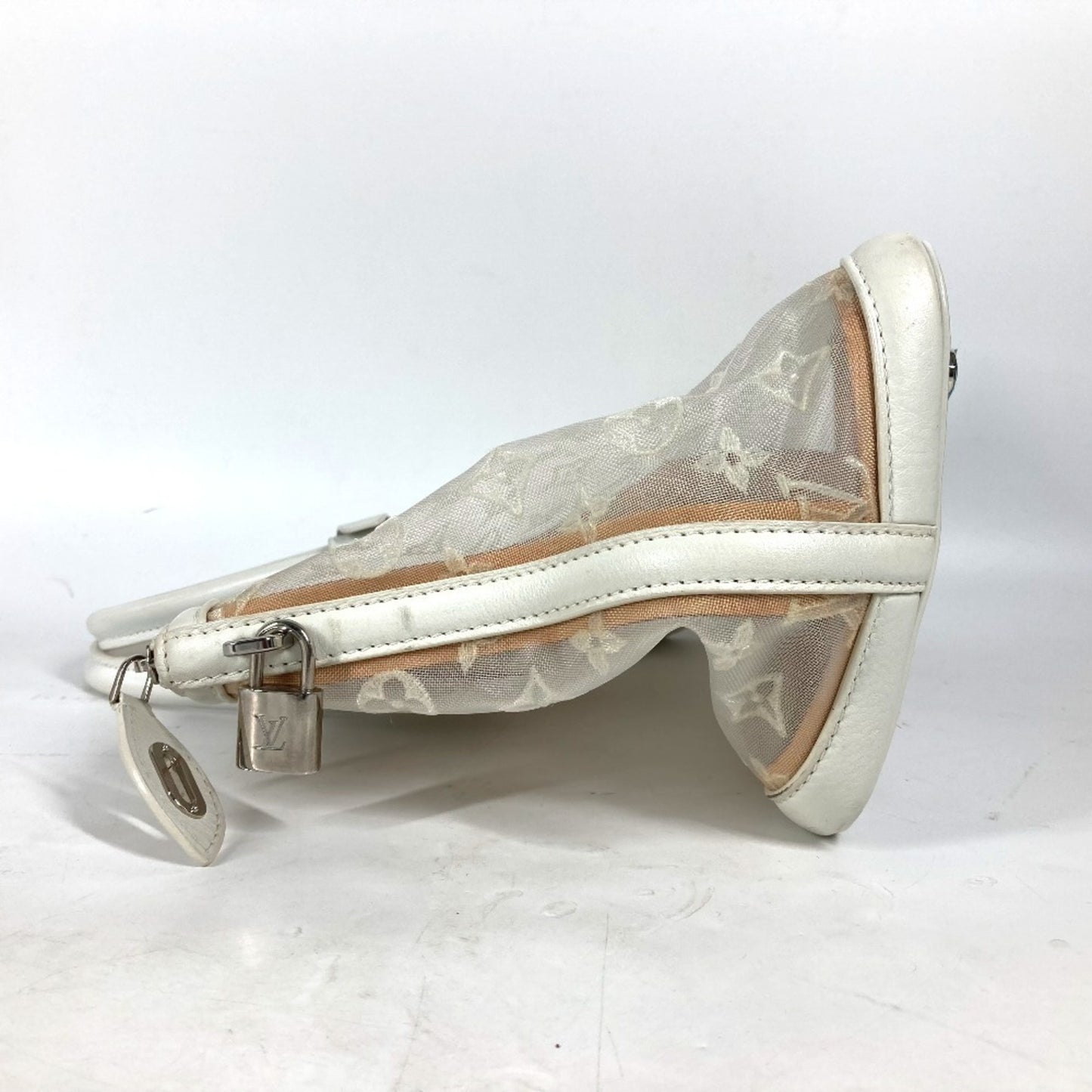 Louis Vuitton Nylon White Handbags