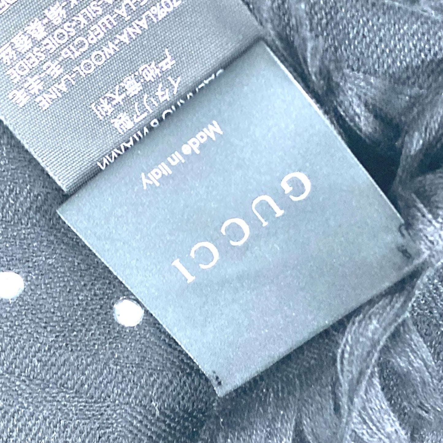 Gucci Wool Black Scarves