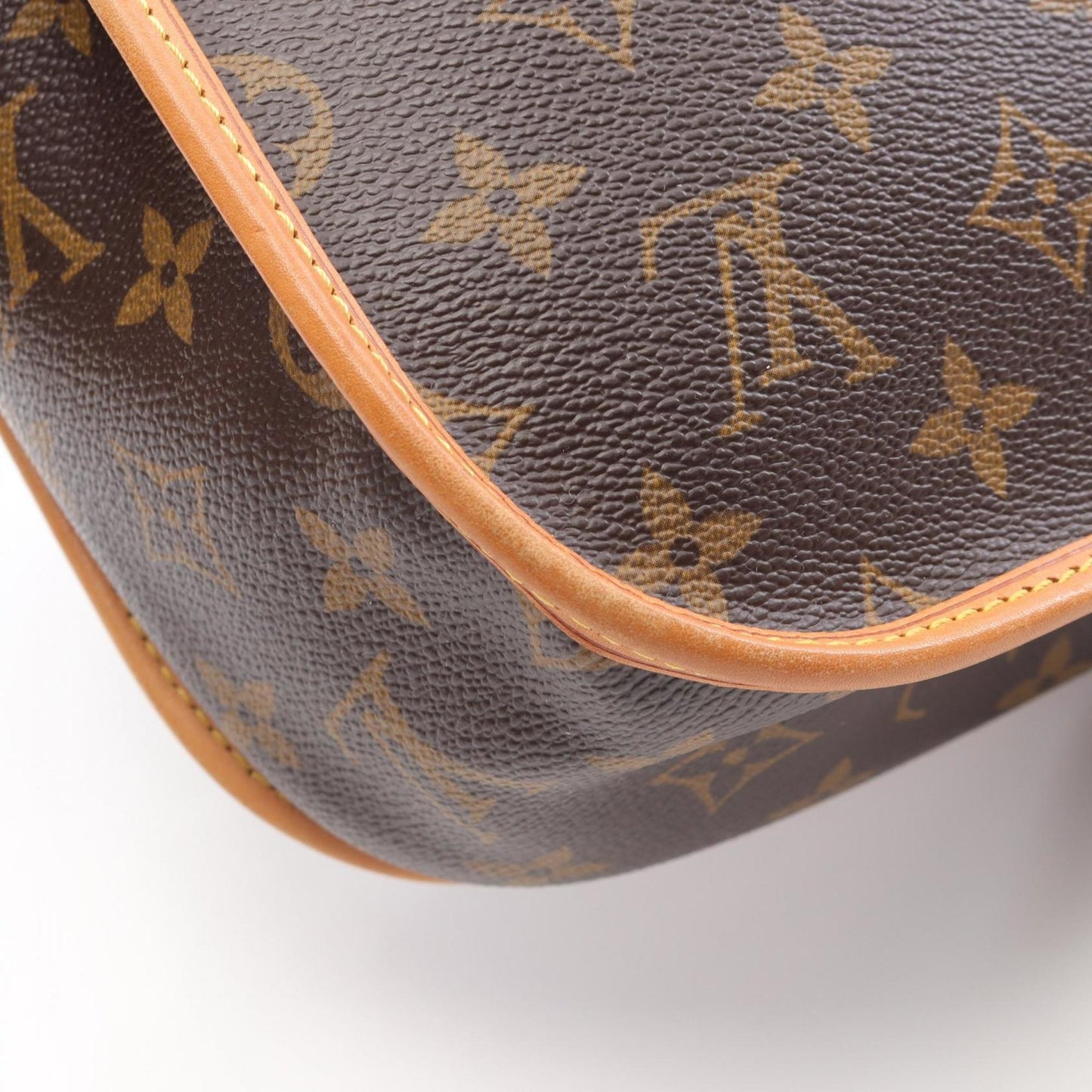 Louis Vuitton Coated Canvas Brown Shoulder Bags