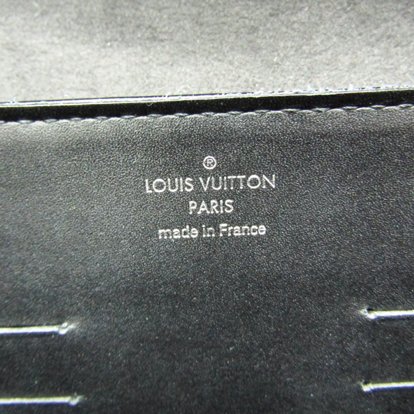 Louis Vuitton Patent Black Shoulder Bags