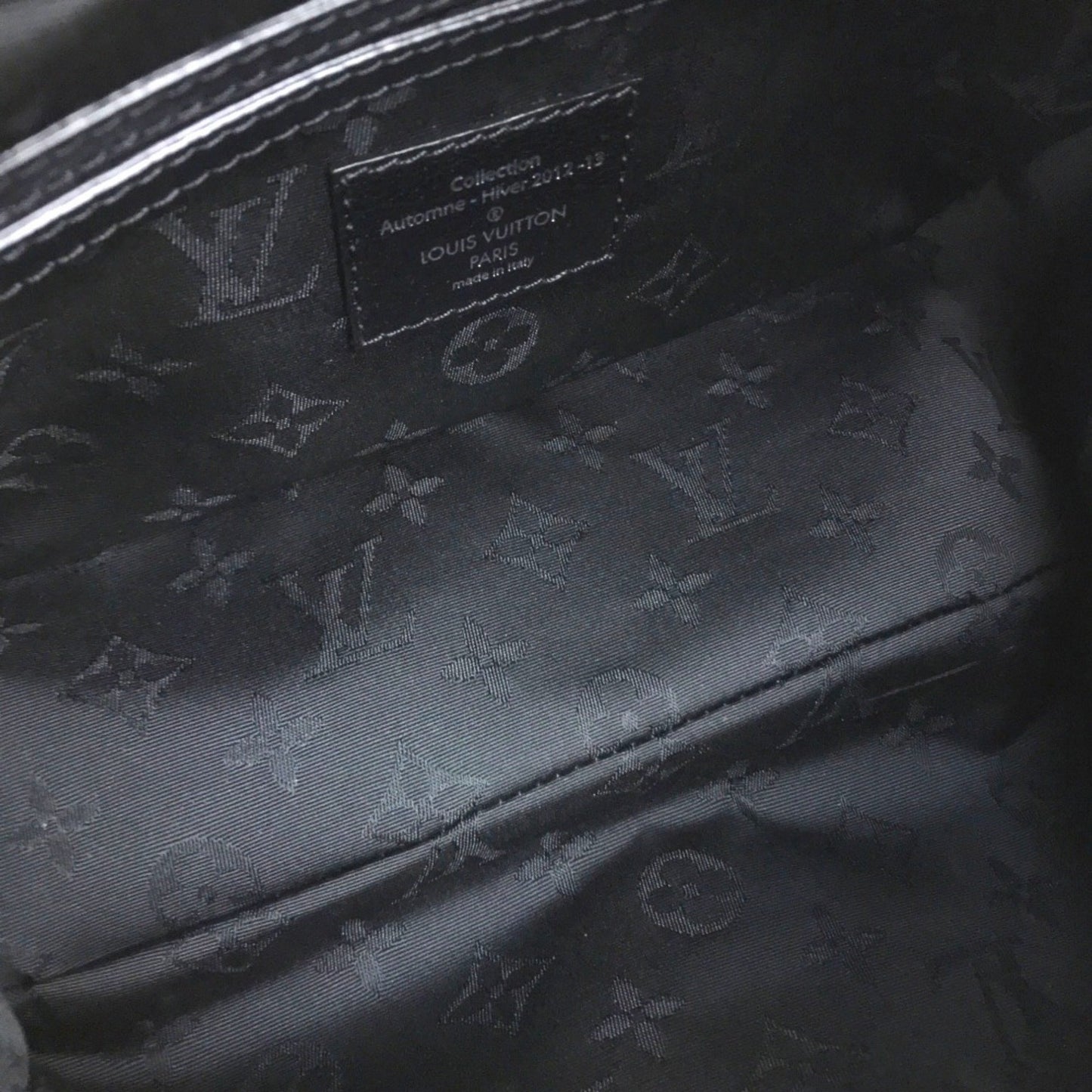 Louis Vuitton Others Black Handbags