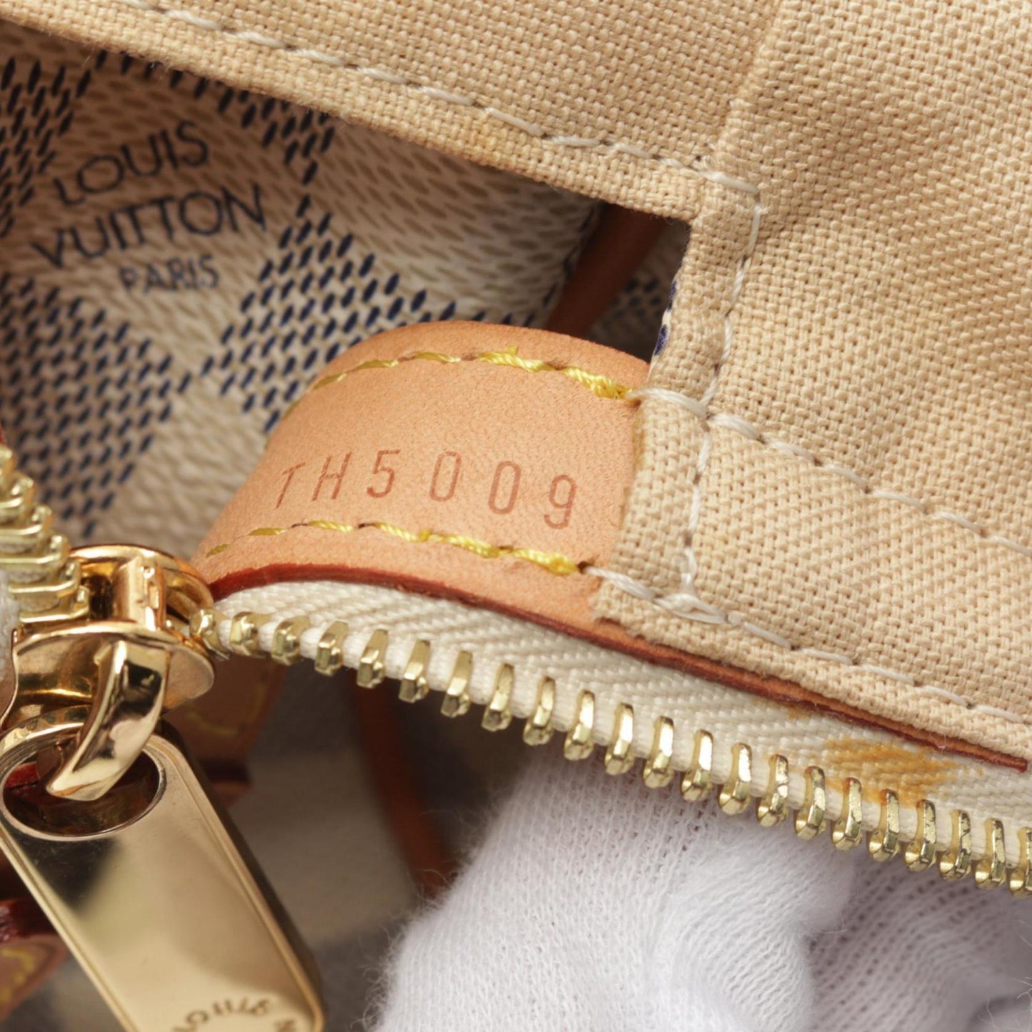 Louis Vuitton Coated Canvas Brown Shoulder Bags