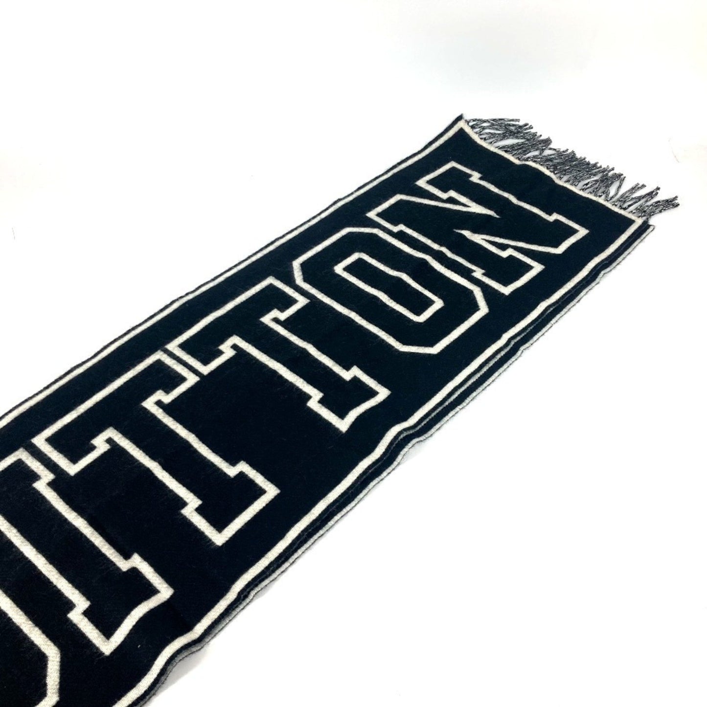 Louis Vuitton Wool Black Scarves