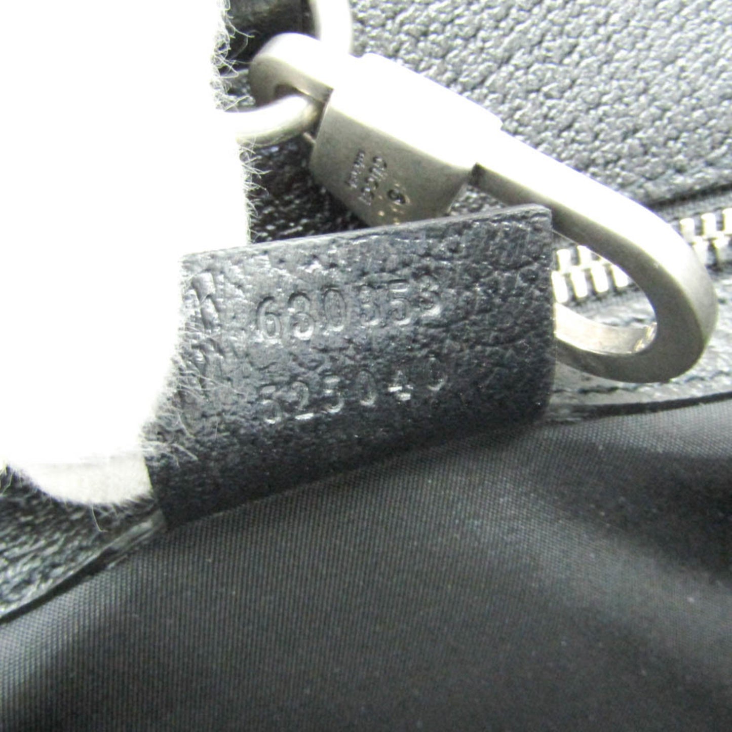 Gucci Nylon Black Handbags