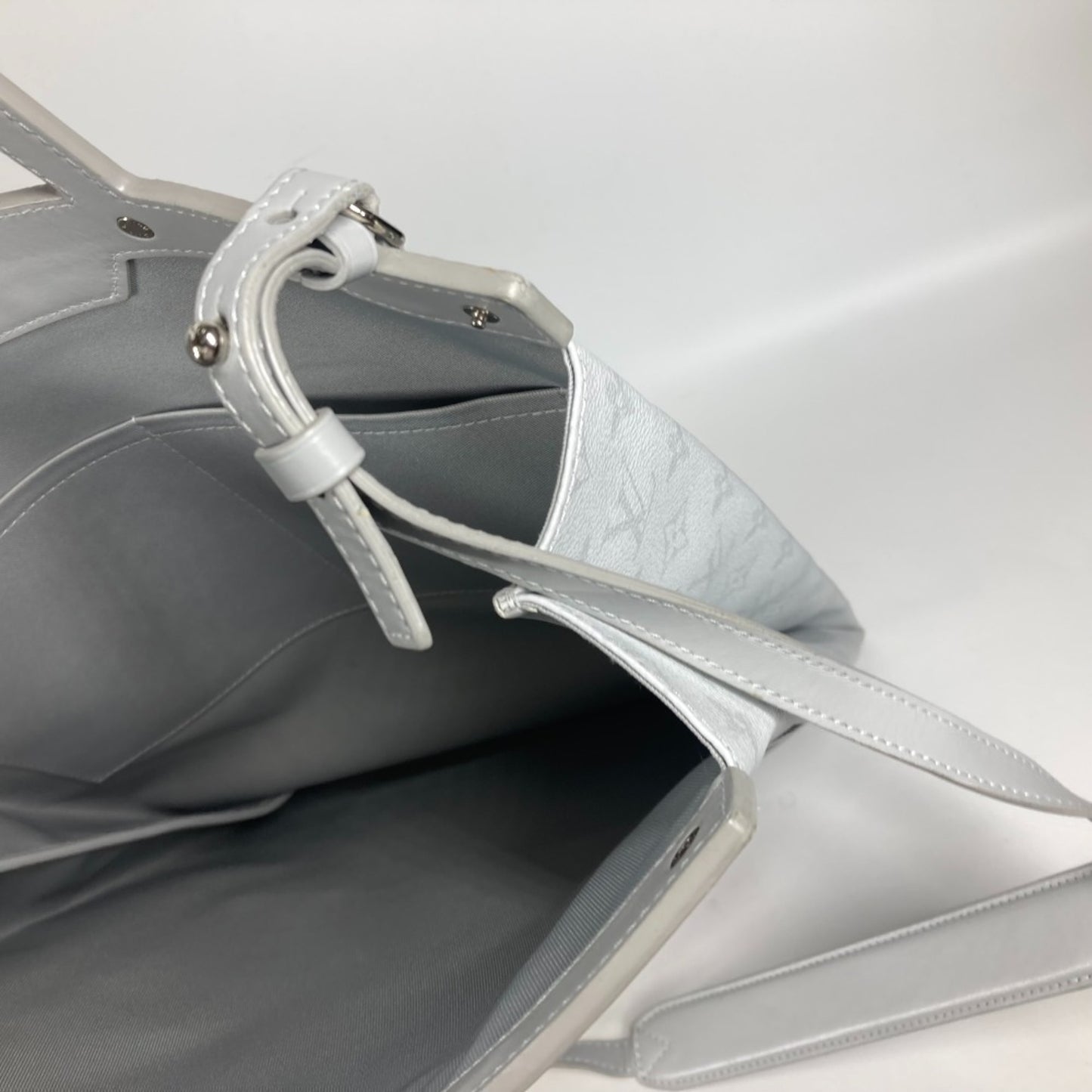 Louis Vuitton Monogram Canvas White Handbags