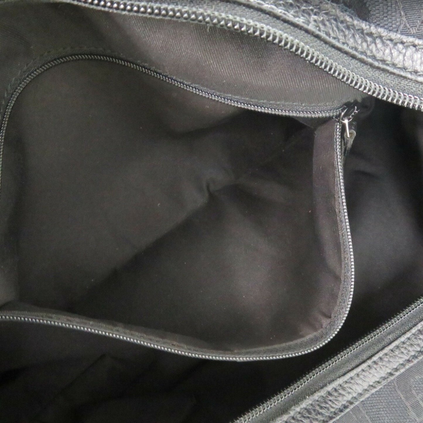 Gucci Canvas Black Shoulder Bags