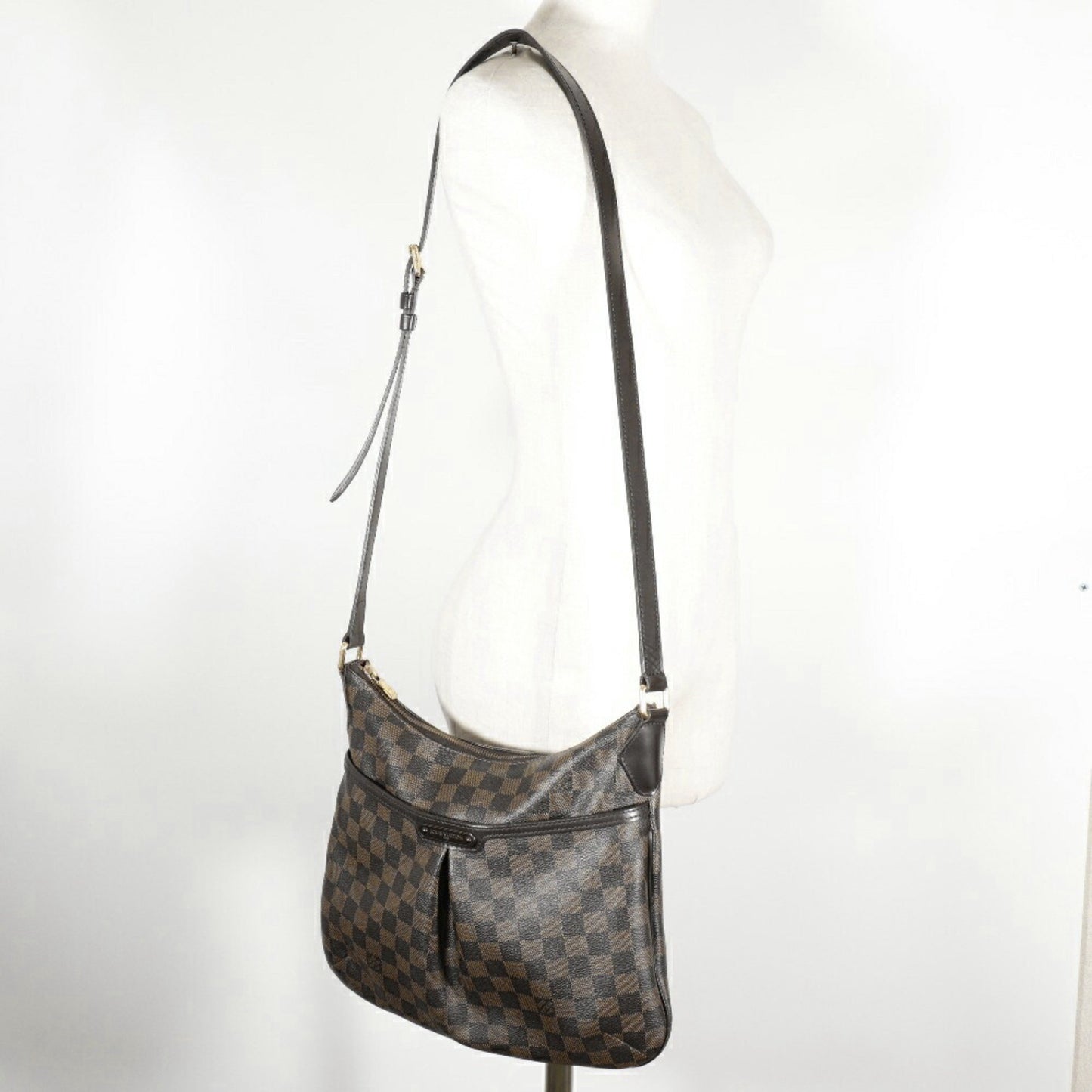 Louis Vuitton Monogram Canvas Brown Shoulder Bags