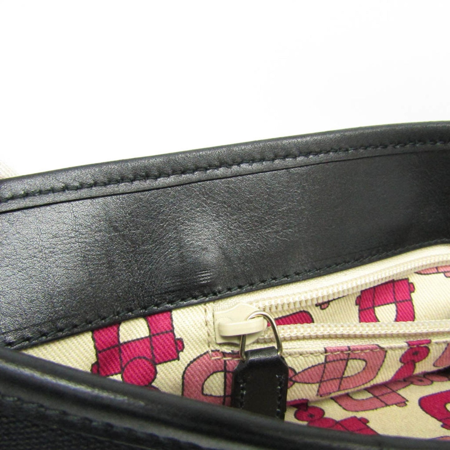 Gucci Canvas Black Tote Bags