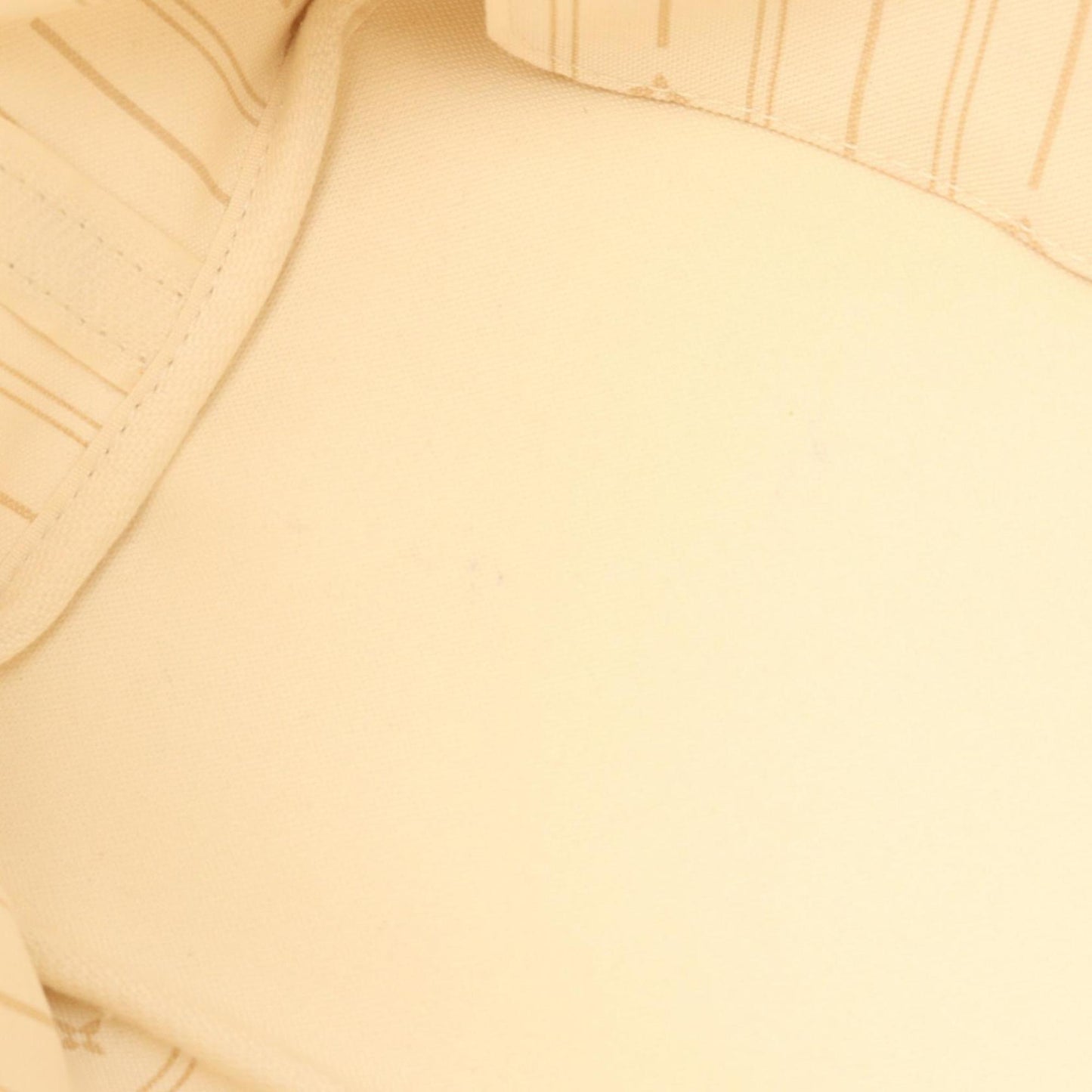 Louis Vuitton Coated Canvas White Tote Bags