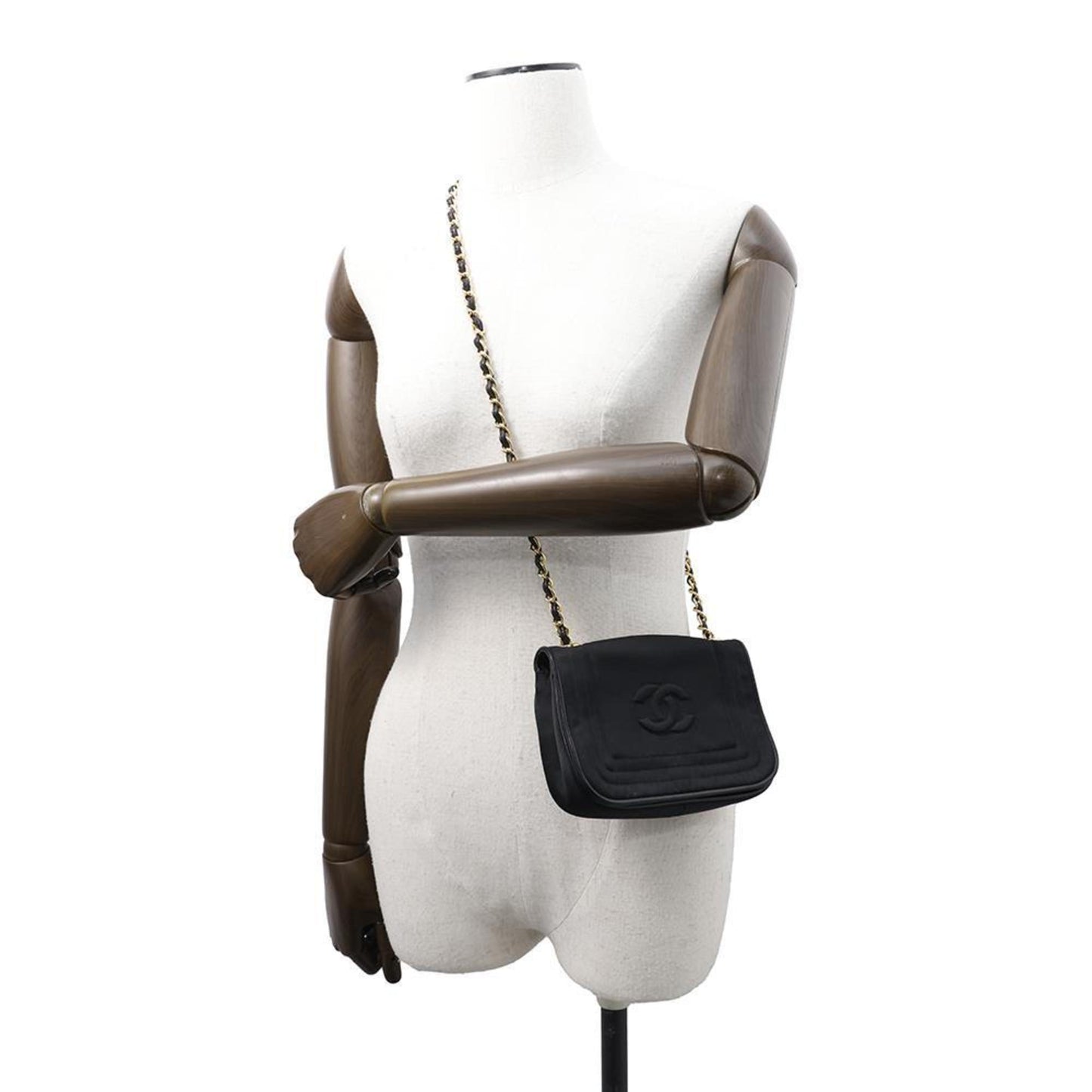 Chanel Nylon Black Shoulder Bags