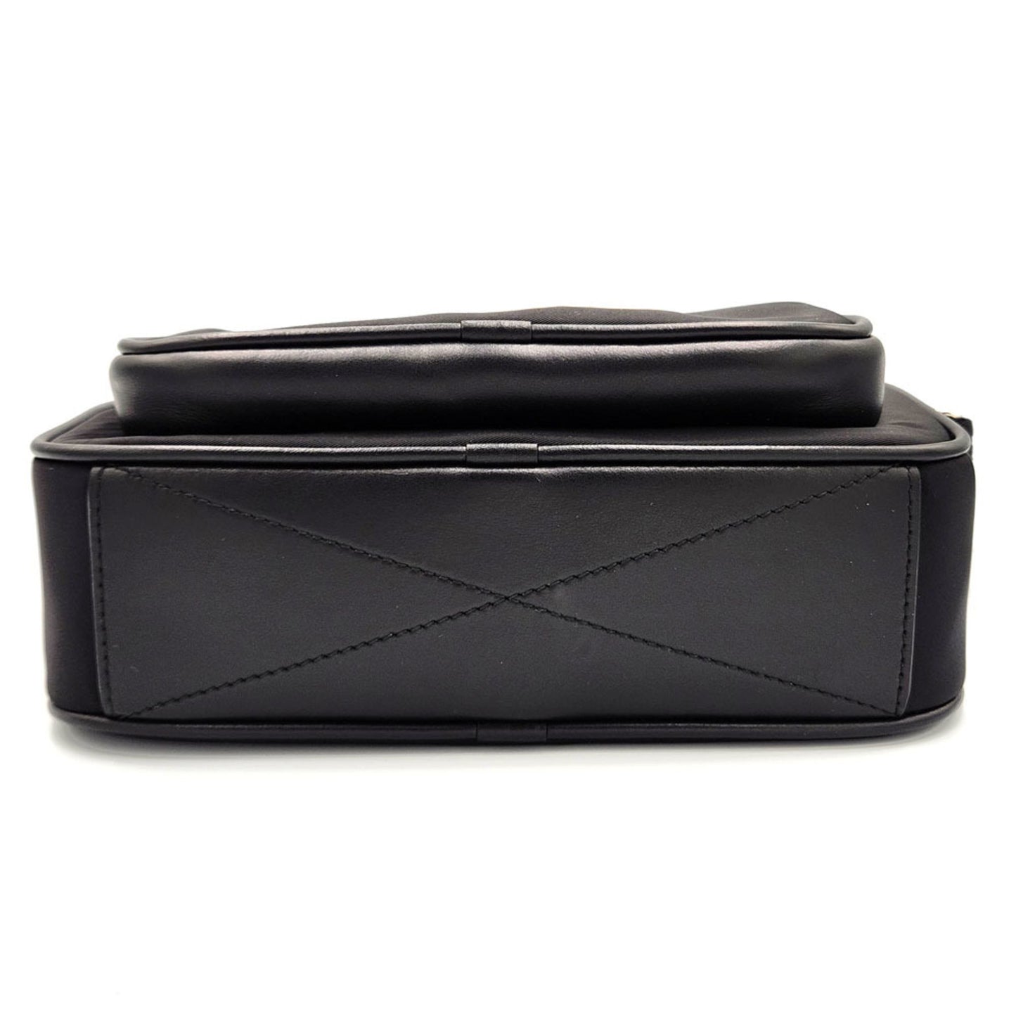 Burberry Nylon Black Shoulder Bags