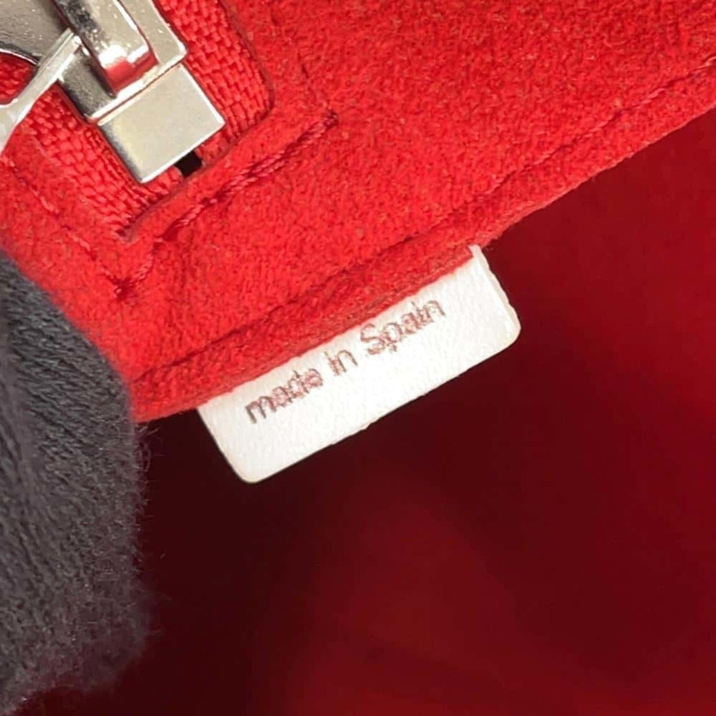 Louis Vuitton Empreinte Red Tote Bags