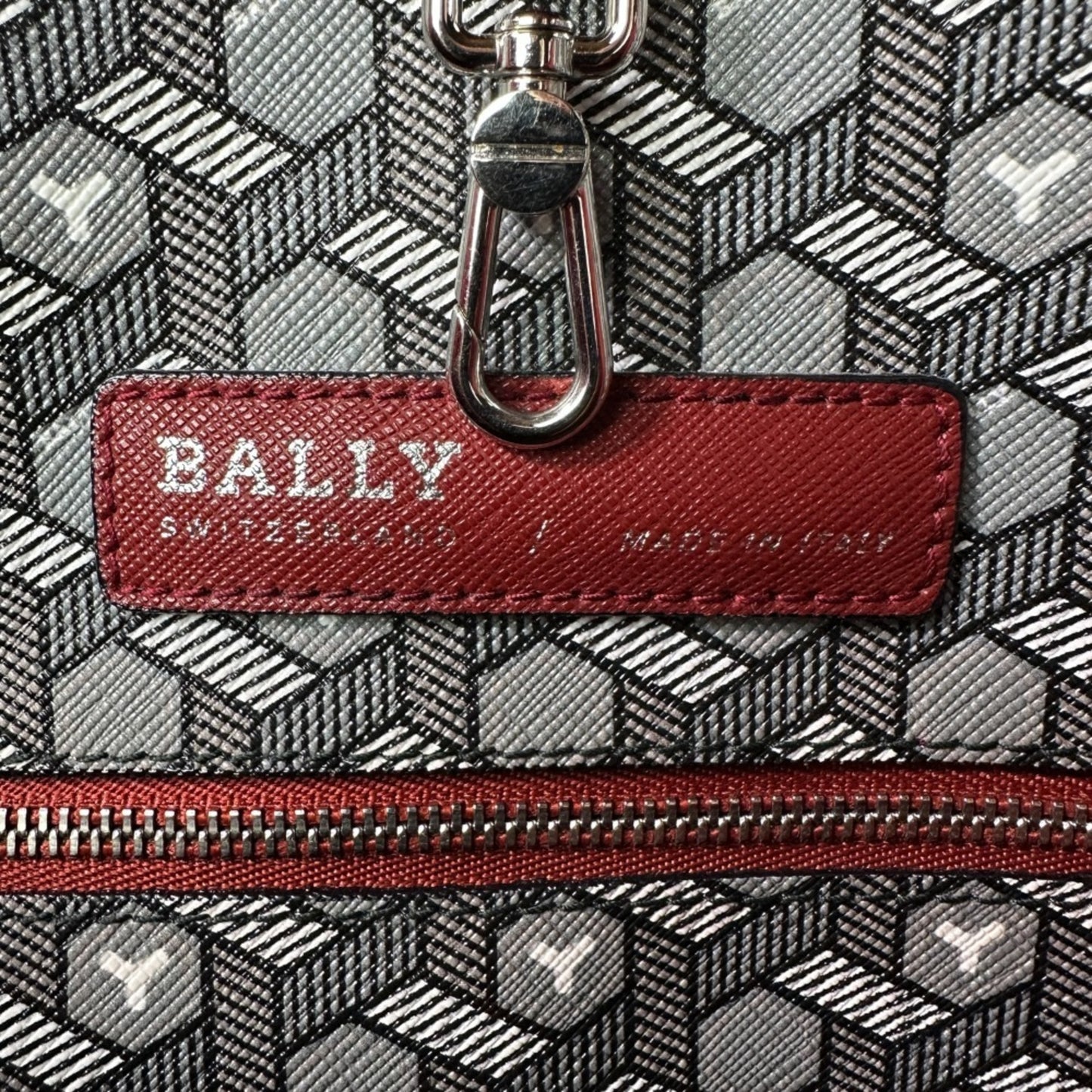 Bally Pvc Gray Shoulder Bags
